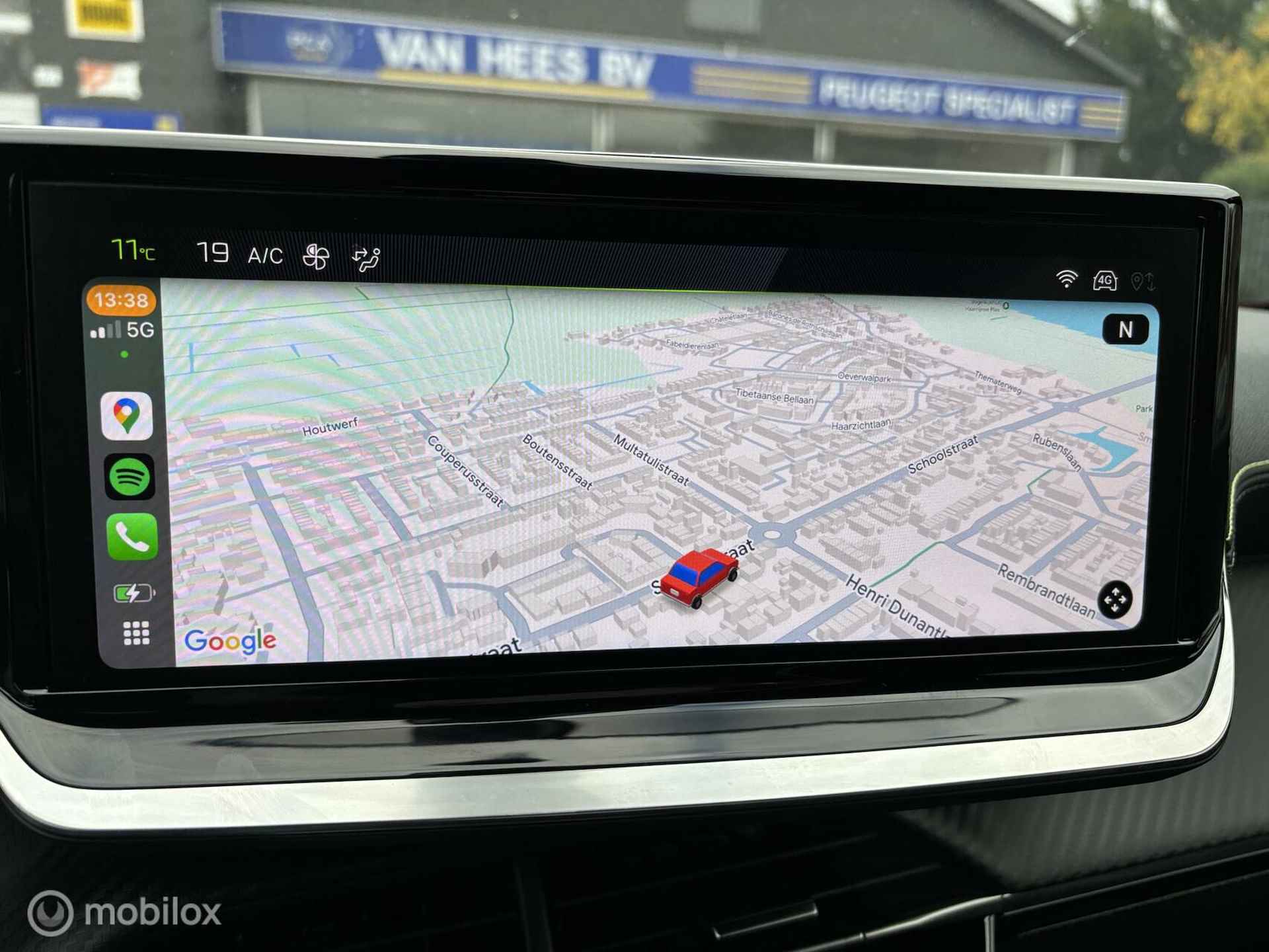 Peugeot 2008 1.2 PureTech 130 GT leer en alcantara | camera | carplay navi | automaat | massagestoelen - 52/54