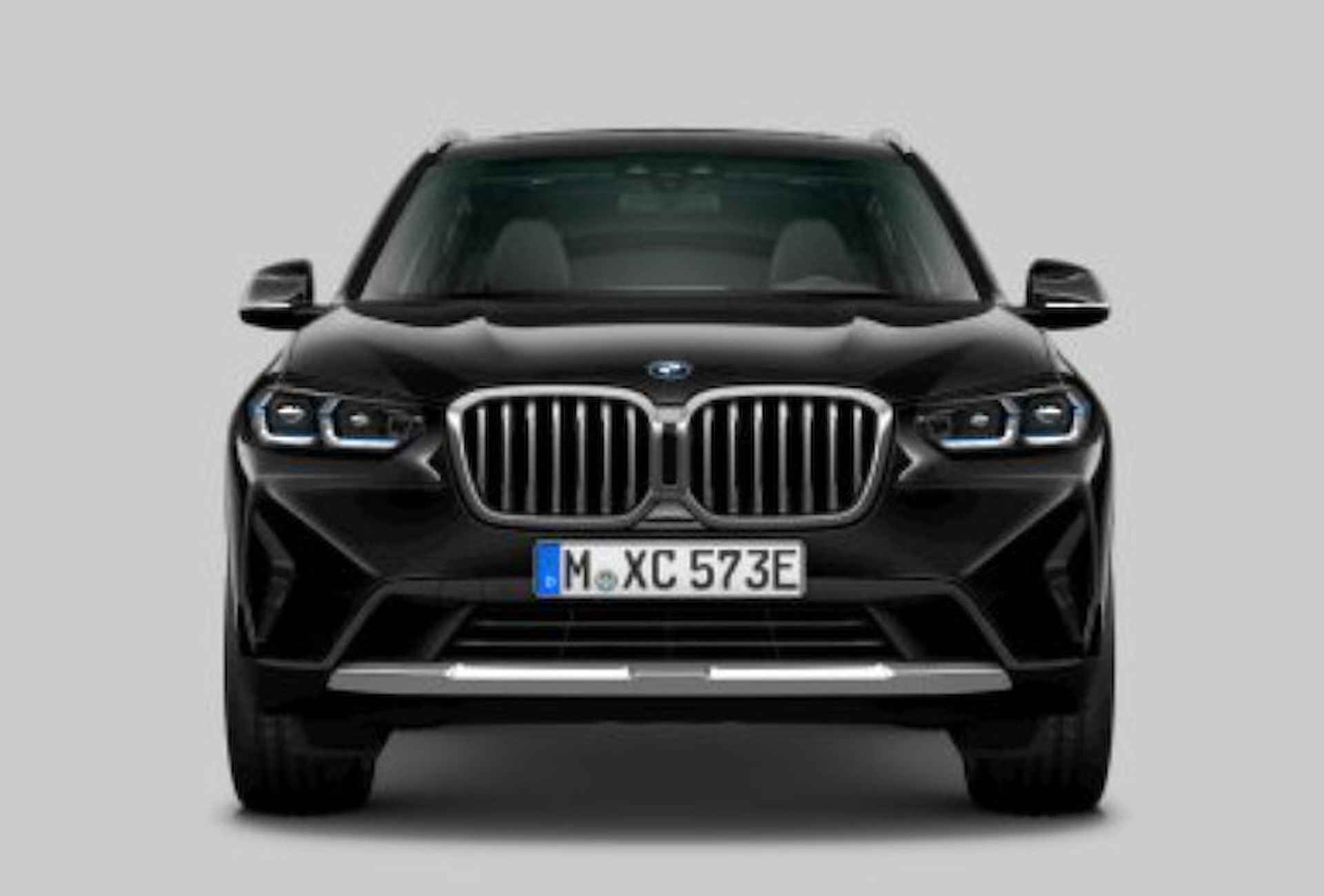 BMW X3 xDrive30e High Executive Trekhaak - Panoramadak - Elektrisch verstelbare/verwarmde voorstoelen - Stuurwielrand verwarmd - Comfort Access - Parking/Driving Assistant - Head Up - Hifi system - Getinte ruiten - - 2/18