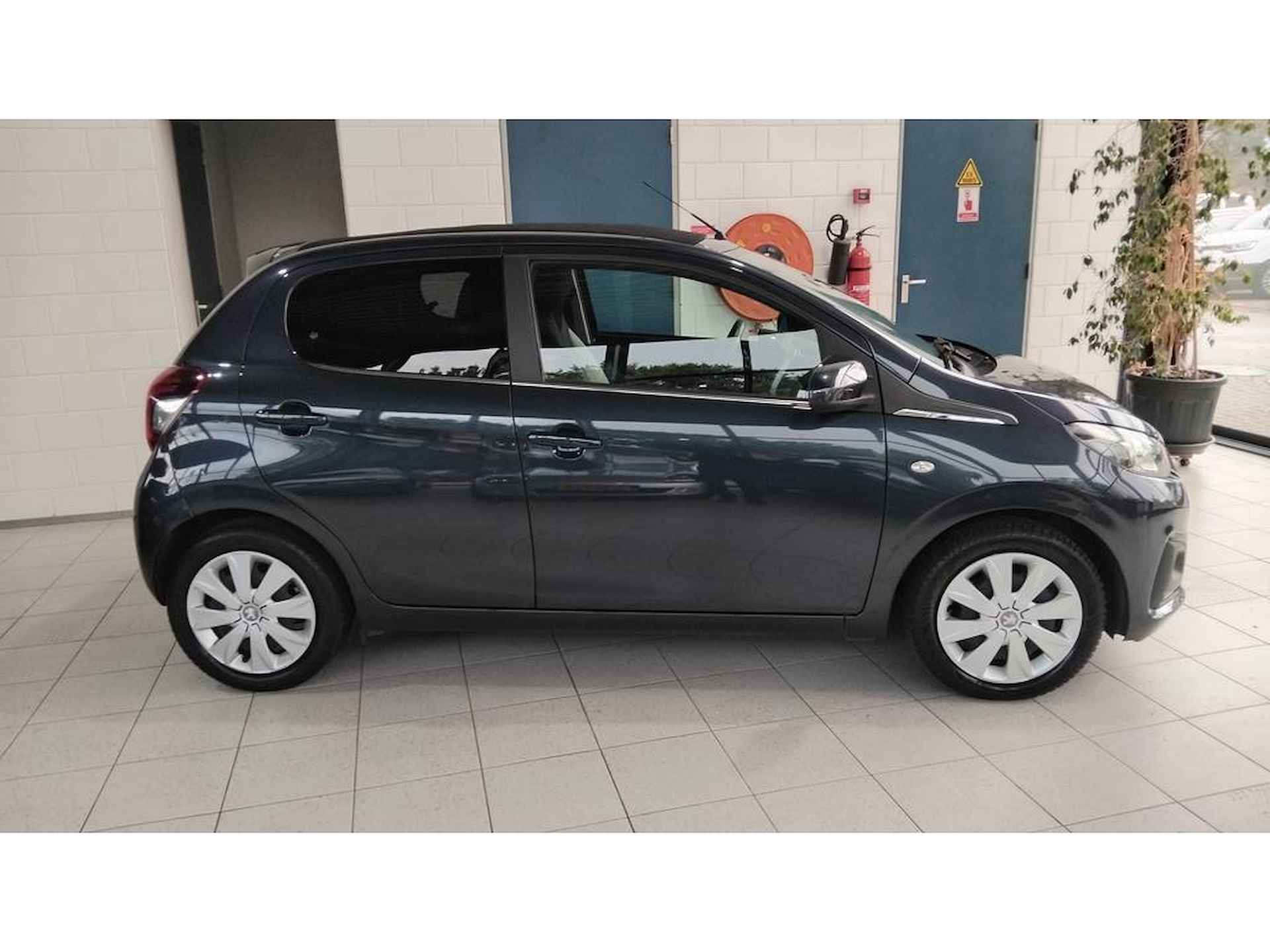 Peugeot 108 1.0 e-VTi Active Top Airco Schuifdak - 2/19