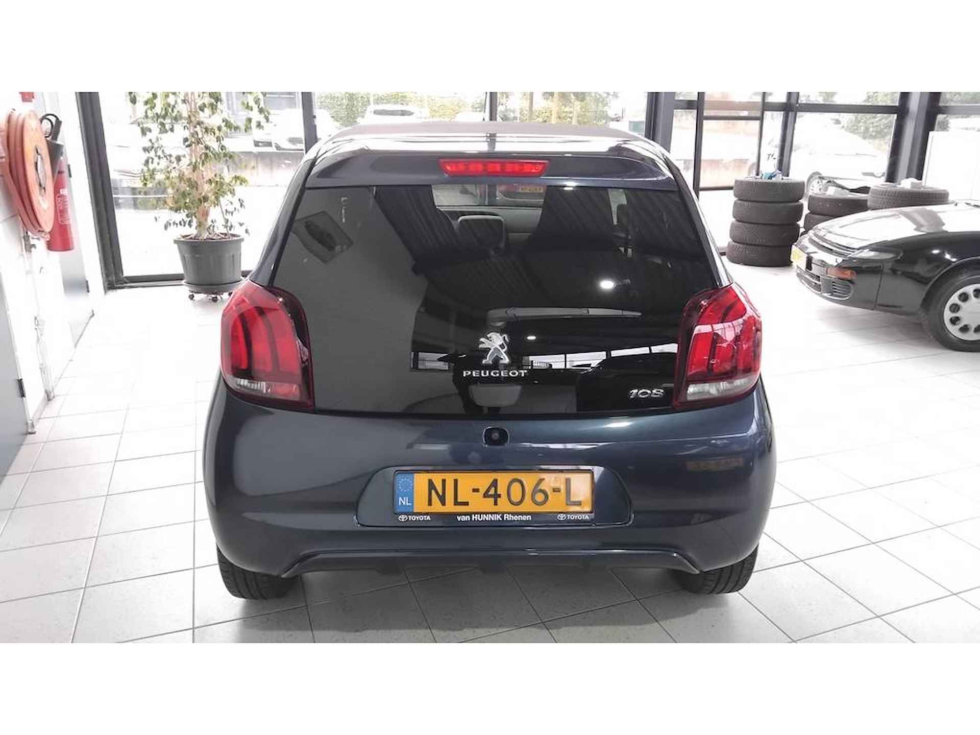 Peugeot 108 1.0 e-VTi Active Top Airco Schuifdak - 3/19