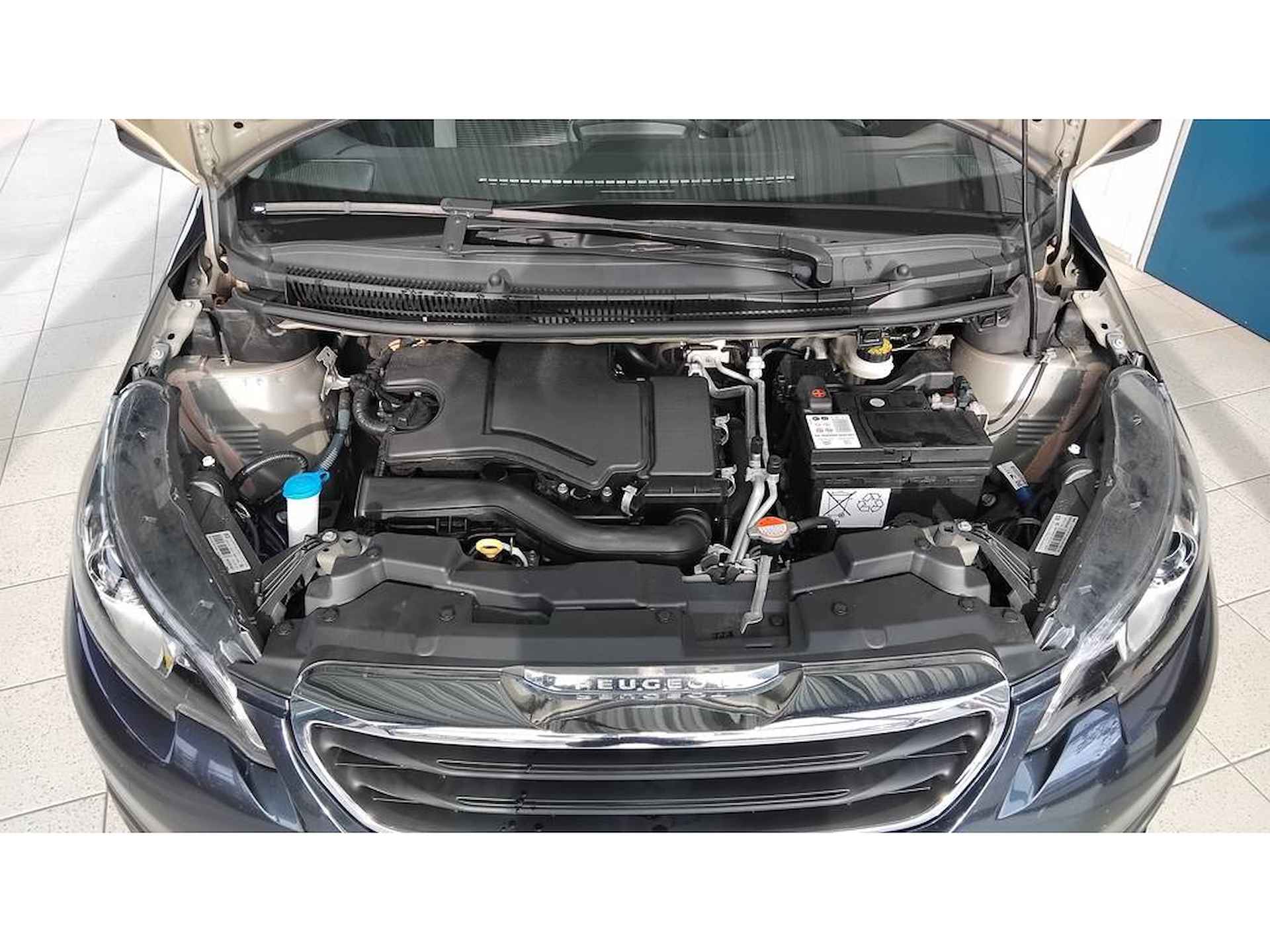 Peugeot 108 1.0 e-VTi Active Top Airco Schuifdak - 18/19