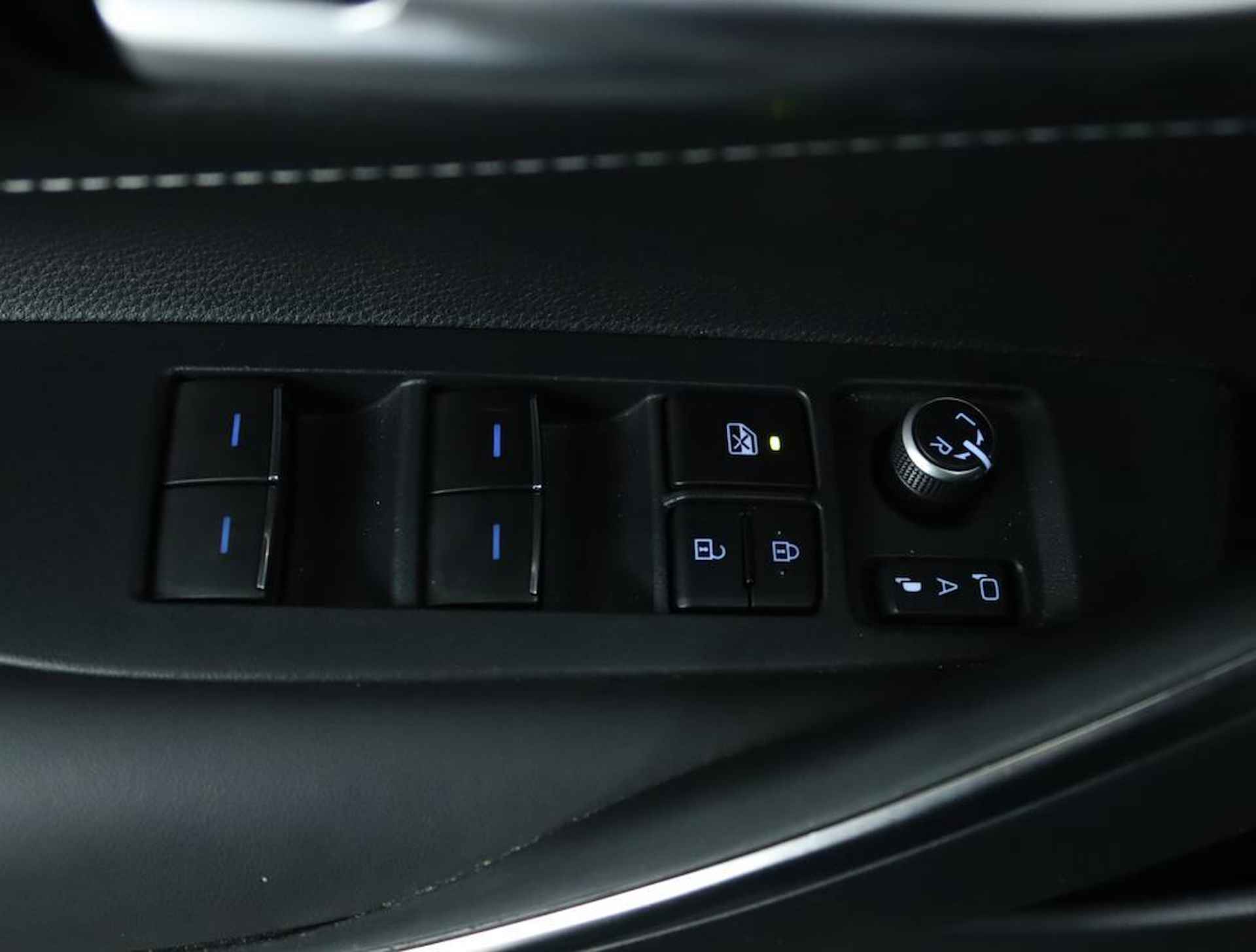 Suzuki Swace 1.8 Hybrid Select | Automaat | Stuurverwarming | Stoelverwarming | Apple car play, Android auto | Climate control | Cruise control | Camera | - 27/55