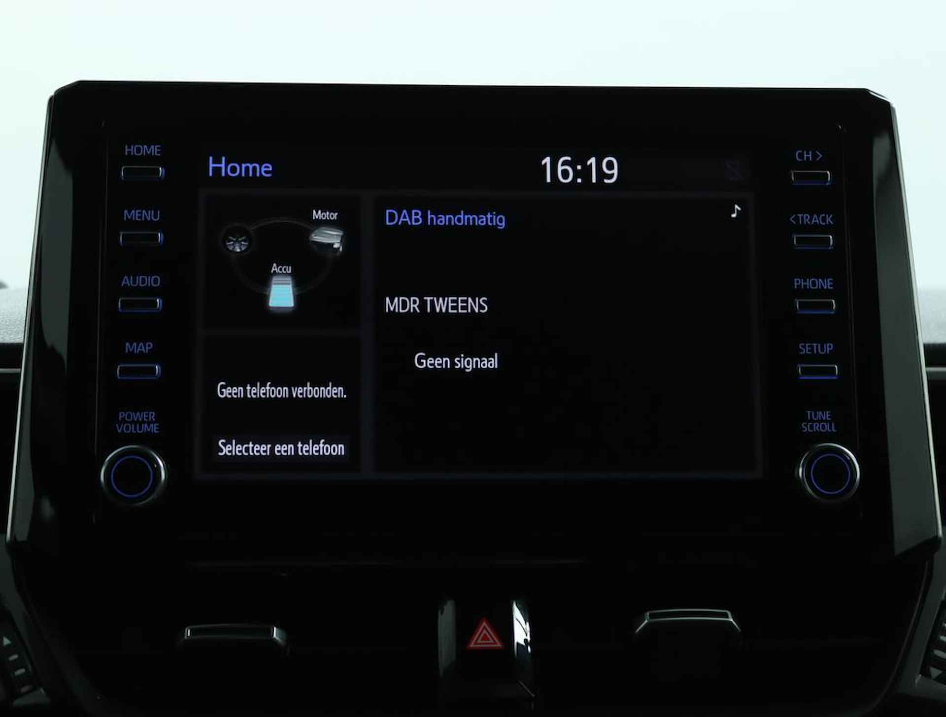Suzuki Swace 1.8 Hybrid Select | Automaat | Stuurverwarming | Stoelverwarming | Apple car play, Android auto | Climate control | Cruise control | Camera | - 48/55