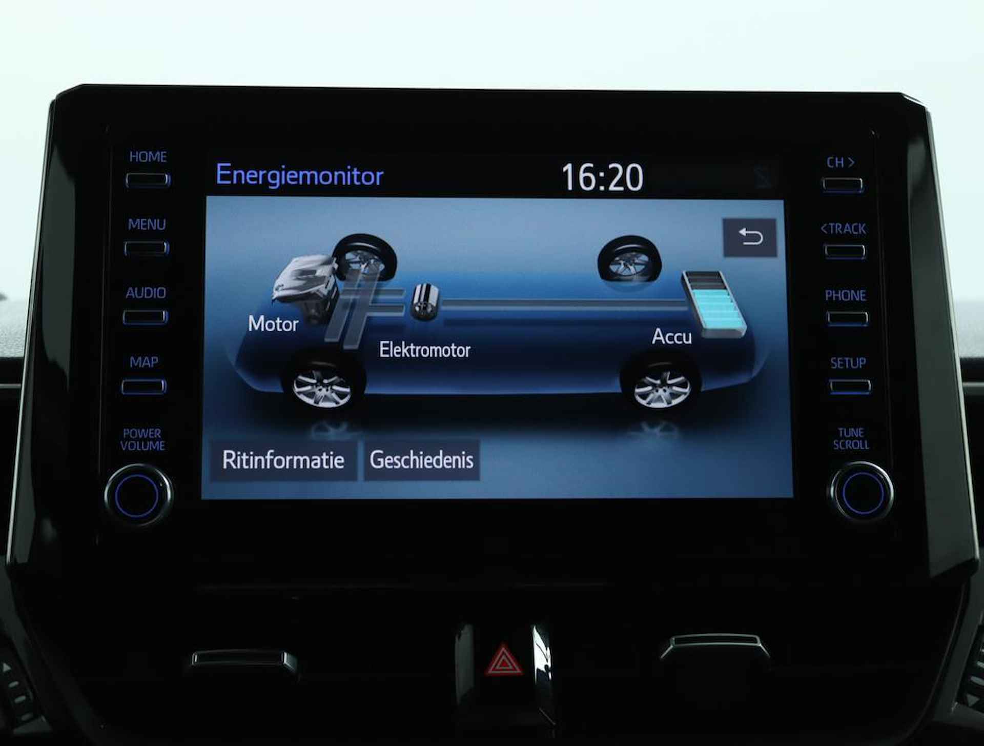 Suzuki Swace 1.8 Hybrid Select | Automaat | Stuurverwarming | Stoelverwarming | Apple car play, Android auto | Climate control | Cruise control | Camera | - 52/55