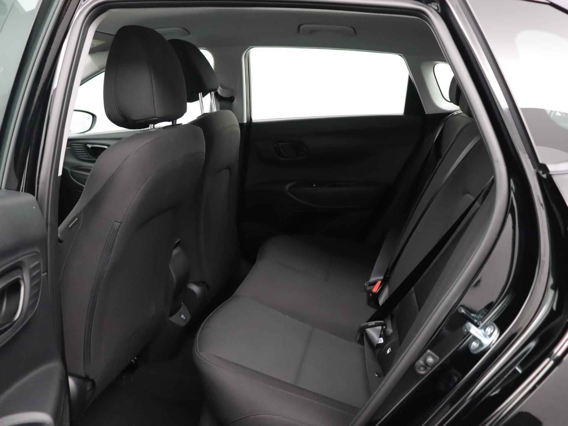 Hyundai i20 1.0 T-GDI 7DCT Comfort Incl. € 2900,- korting! - 22/28