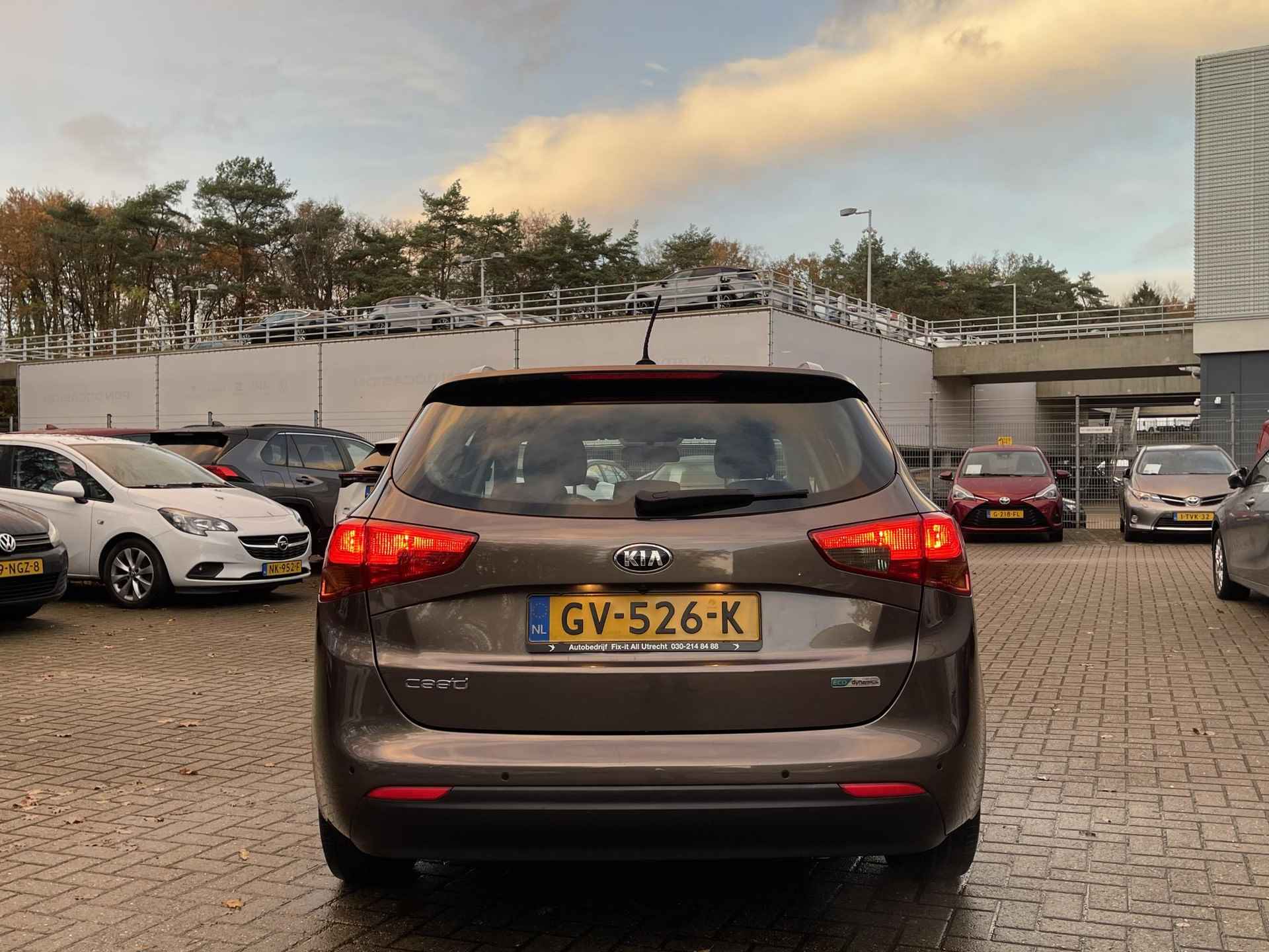 Kia cee'd Sportswagon 1.6 GDI First Edition - 5/25