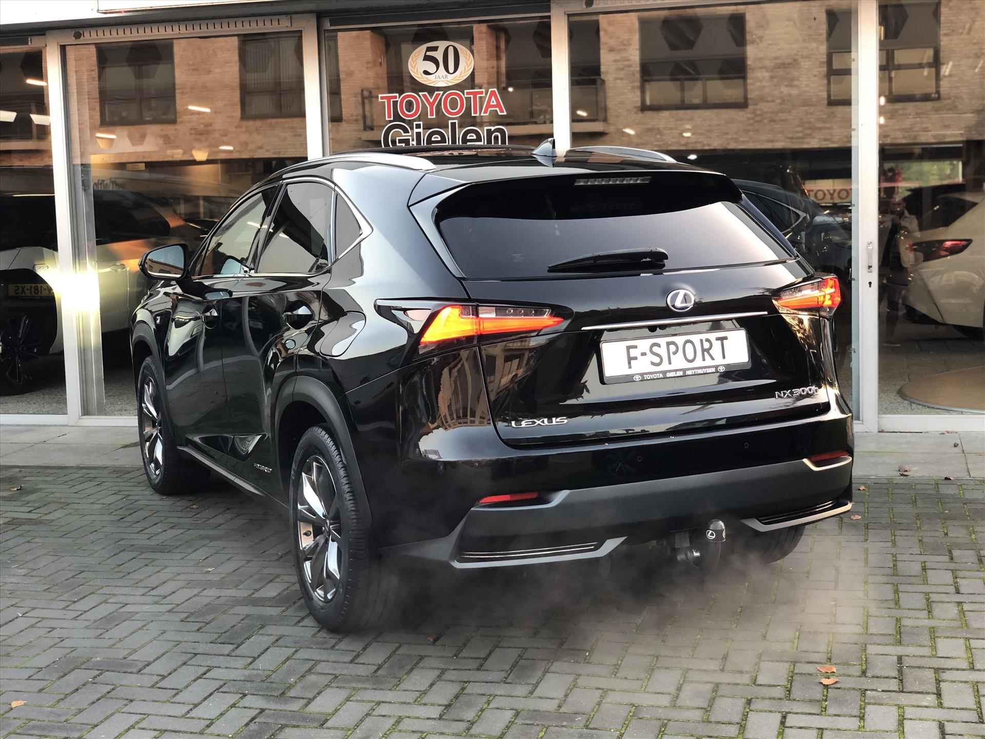 Lexus Nx 300h AWD F Sport Line | Eerste eigenaar, Trekhaak, Schuifdak, Leer, Stoelverwarming, Parkeersensoren, HUD,Elektrische achterklep - 13/46