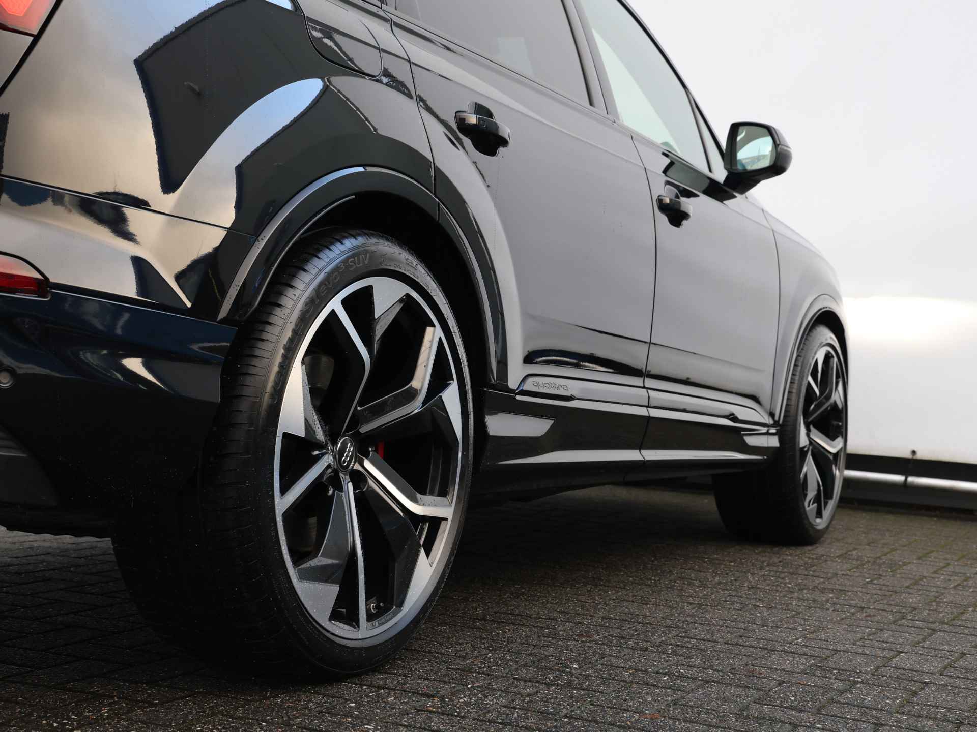 Audi SQ7 4.0 TDI quattro 435pk | Vierwielsturing | HUD | Pano | Bose | 23" Velgen | 360° camera | Stoelverwarming v+a | Trekhaak | Keyless | Memory - 24/62