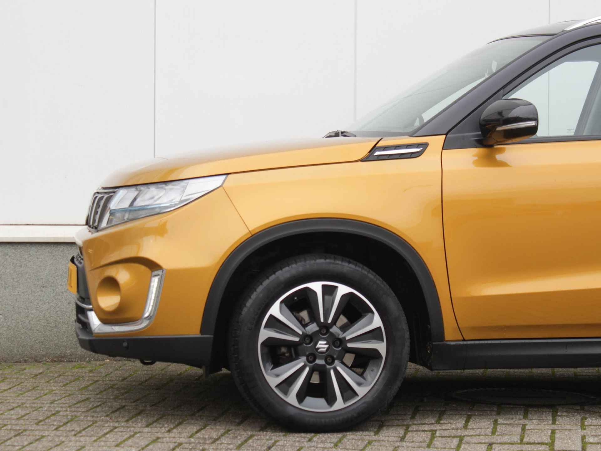 Suzuki Vitara 1.4 Boosterjet Style Smart Hybrid | Navi | Camera | Leder | Adap. Cruise | Lm-Velgen - 9/25