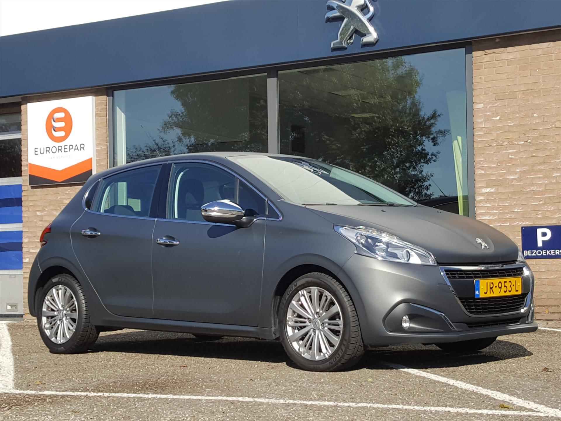 PEUGEOT 208 ALLURE 1.2 PT-110pk 5D AUTOMAAT(EAT6) ICE SILVER=MATKLEUR |Navigatie | Cruise & Climate control | Parkeersensoren | Bluetooth bellen&muziek |LM-velgen - 1/50