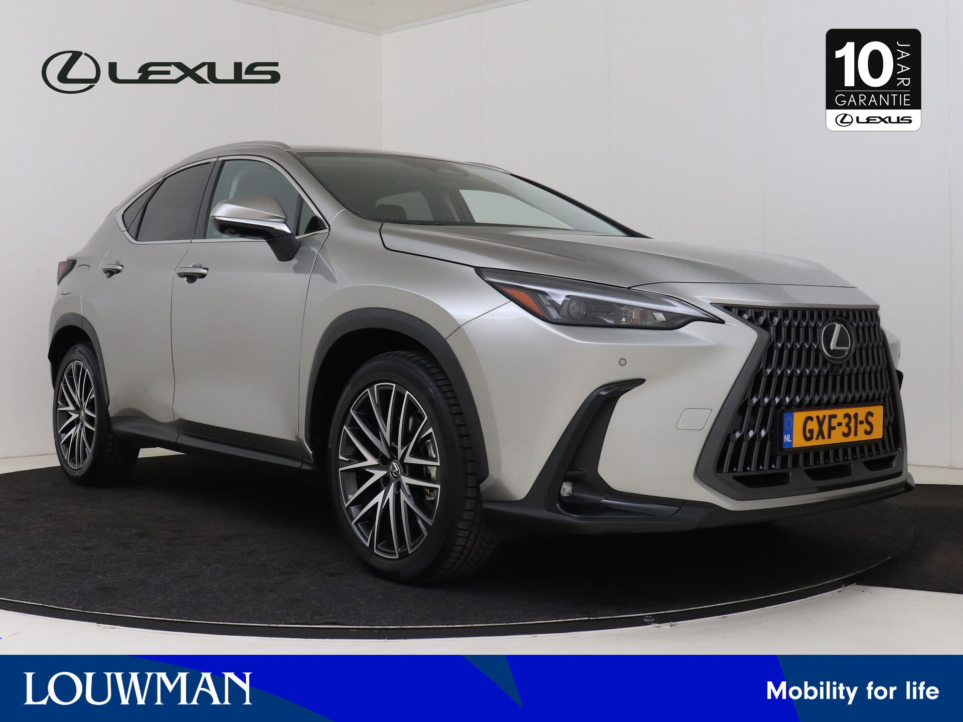 Lexus NX 450h+ AWD Luxury Line | Rondomzichtcamera | Dodehoekdetector |