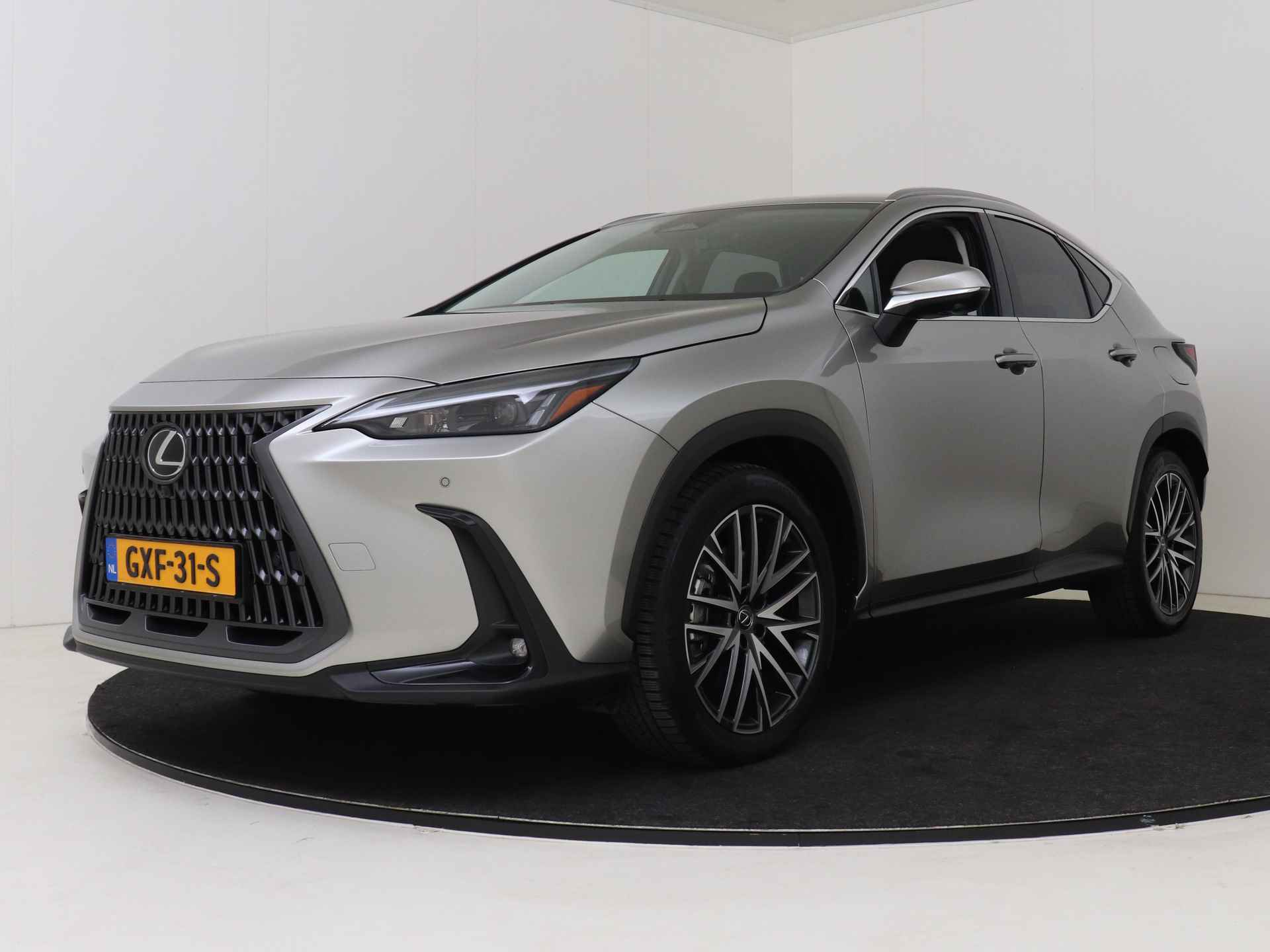 Lexus NX 450h+ AWD Luxury Line | Rondomzichtcamera | Dodehoekdetector | - 16/51