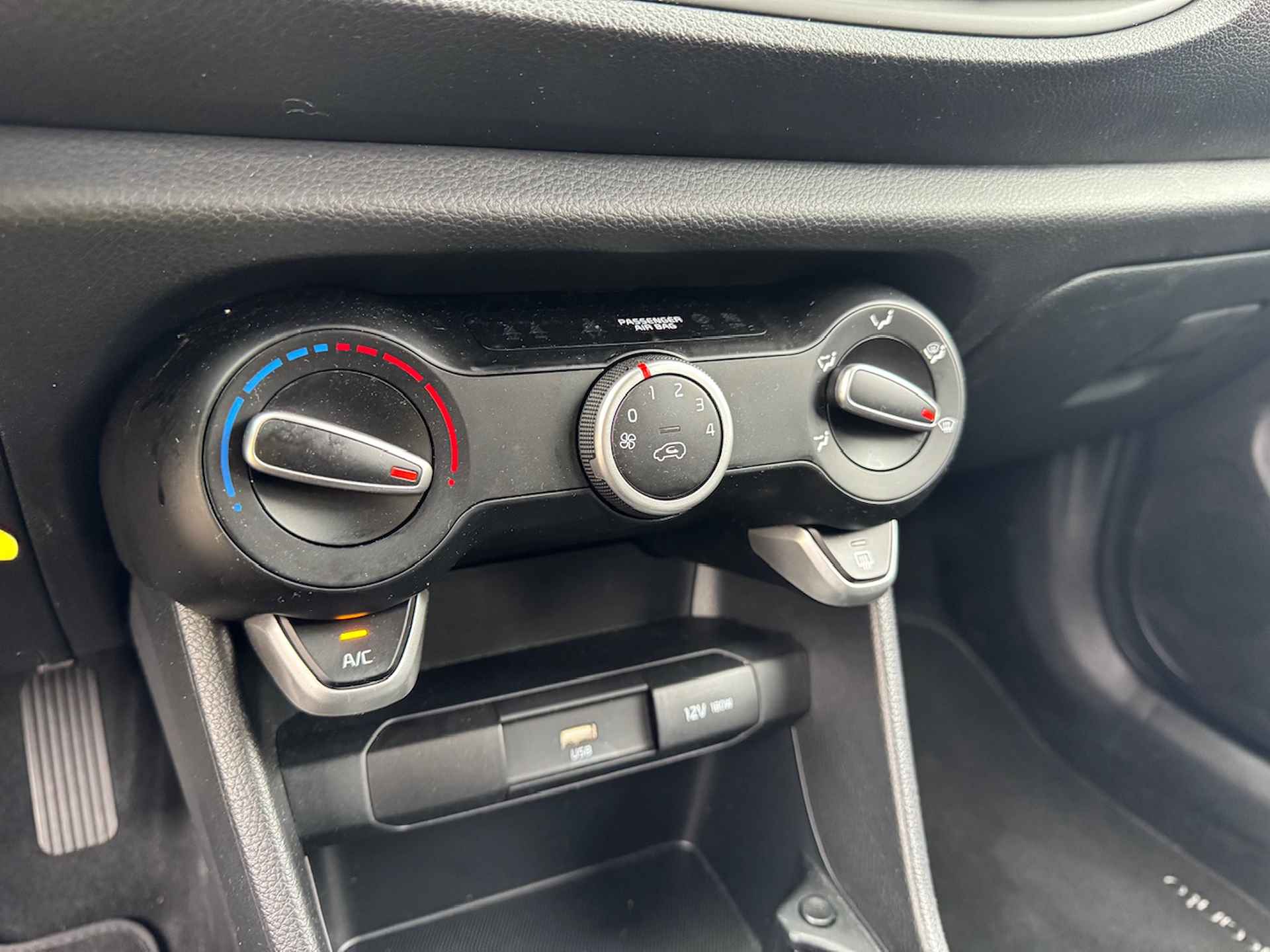 KIA Picanto 1.0 DPi 63pk 4-zits DynamicLine | Apple Carplay/Android Auto | Airco | Camera | - 23/40