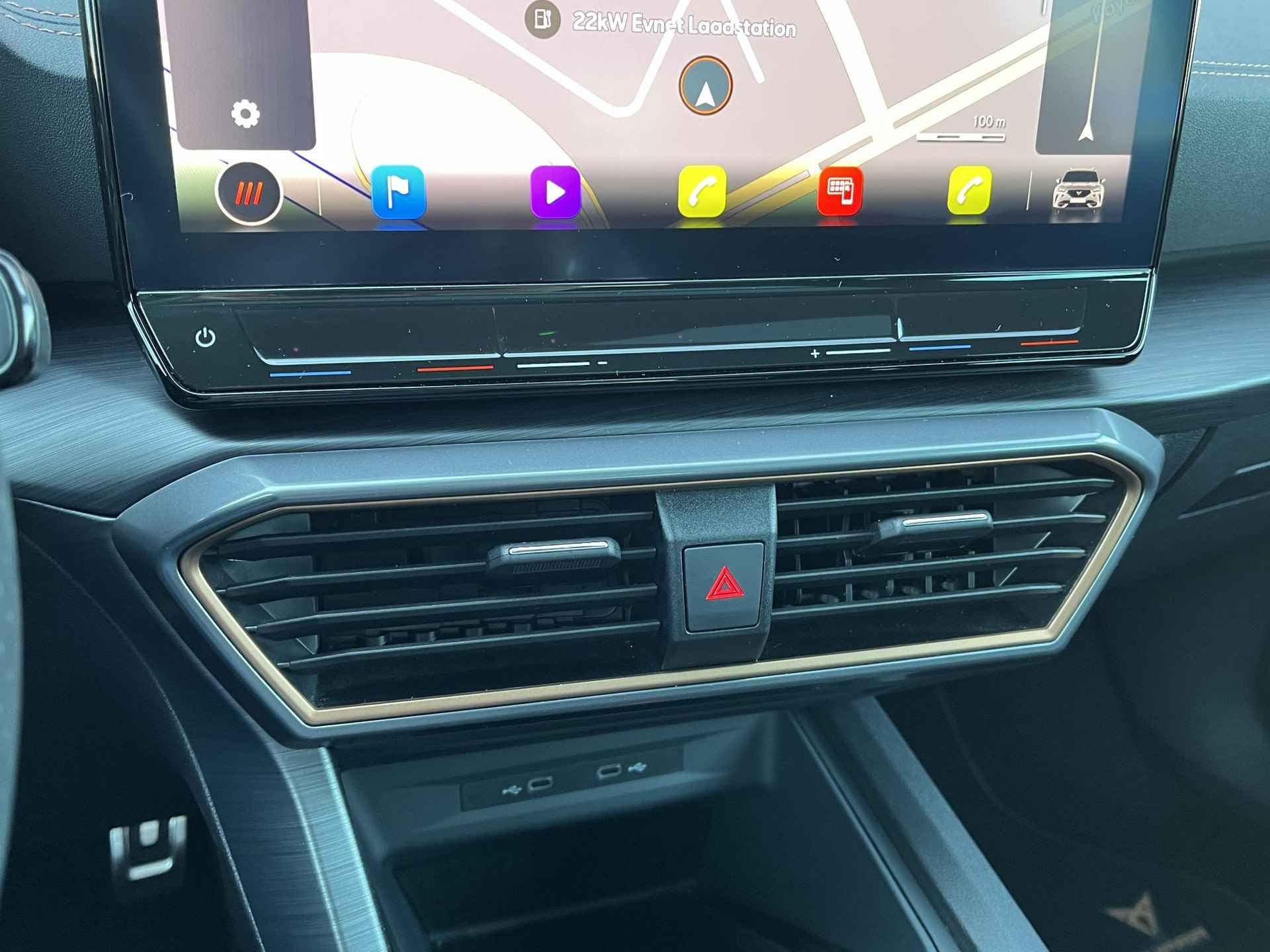 CUPRA Formentor 1.4 e-Hybrid VZ Performance | Panoramadak Schuif Kanteldak | Apple CarPlay/Android Auto | Camera| DAB | Stuur/Stoelverwarming | Adaptive Cruisecontrole - 25/41