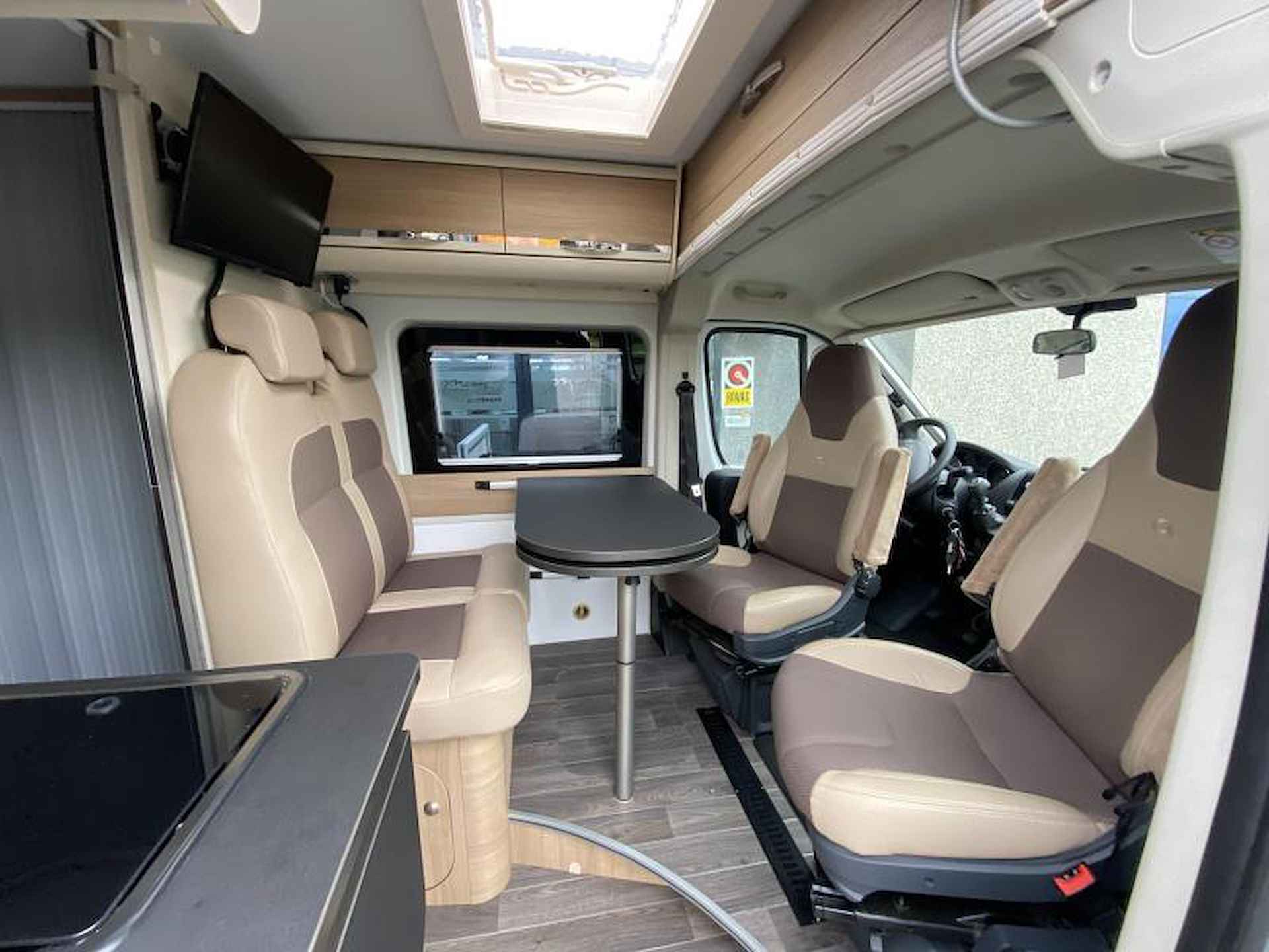 Adria Twin 640 SLX  zeer netjes - 13/20