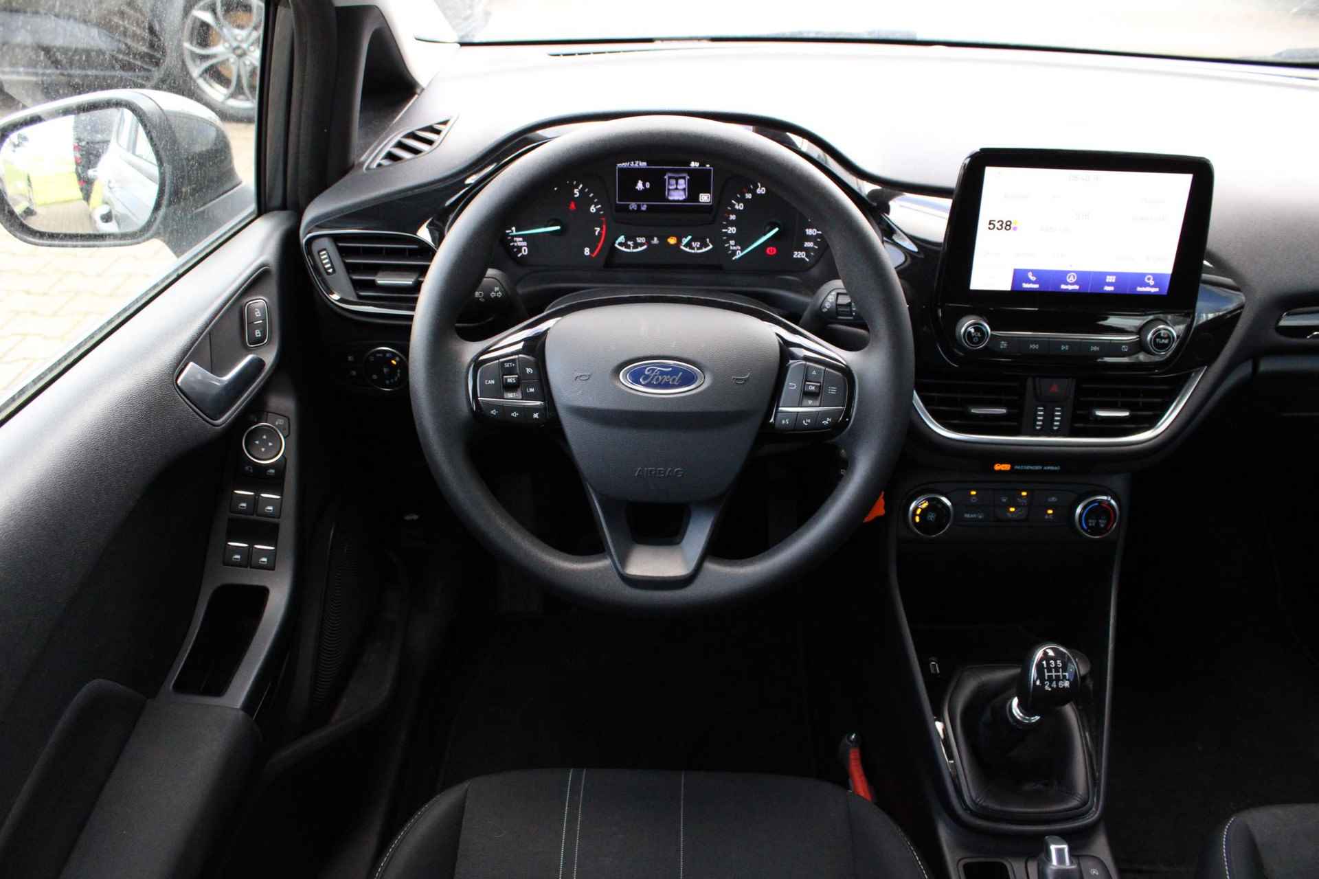 Ford Fiesta 1.0 EcoBoost Connected | 95pk | AC | PDC achter | Cruise| Navigatie | DAB | - 18/38