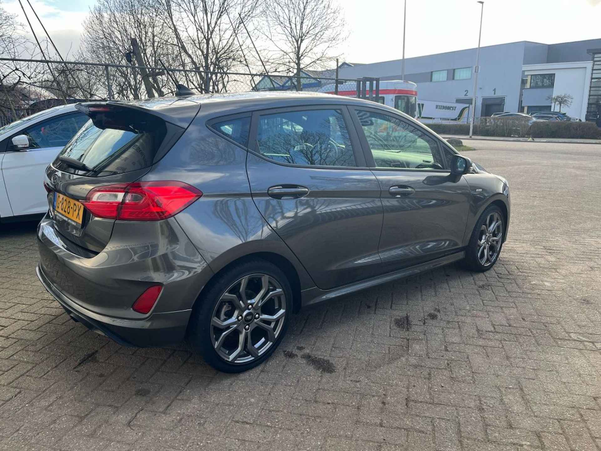 FORD Fiesta 1.0 Ecoboost ST-line  nieuwe distributieriem - 4/13