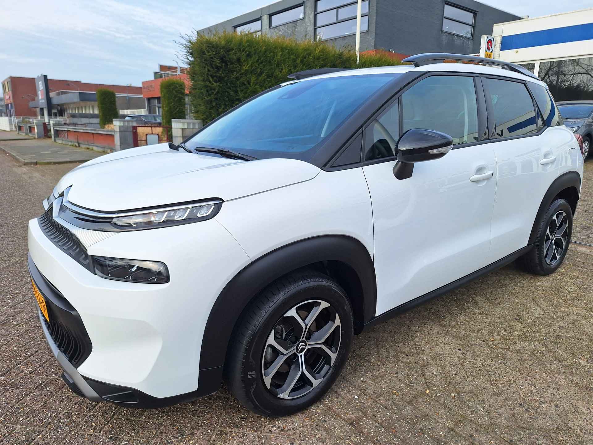 Citroën C3 Aircross 1.2 PureTech Shine - 3/26