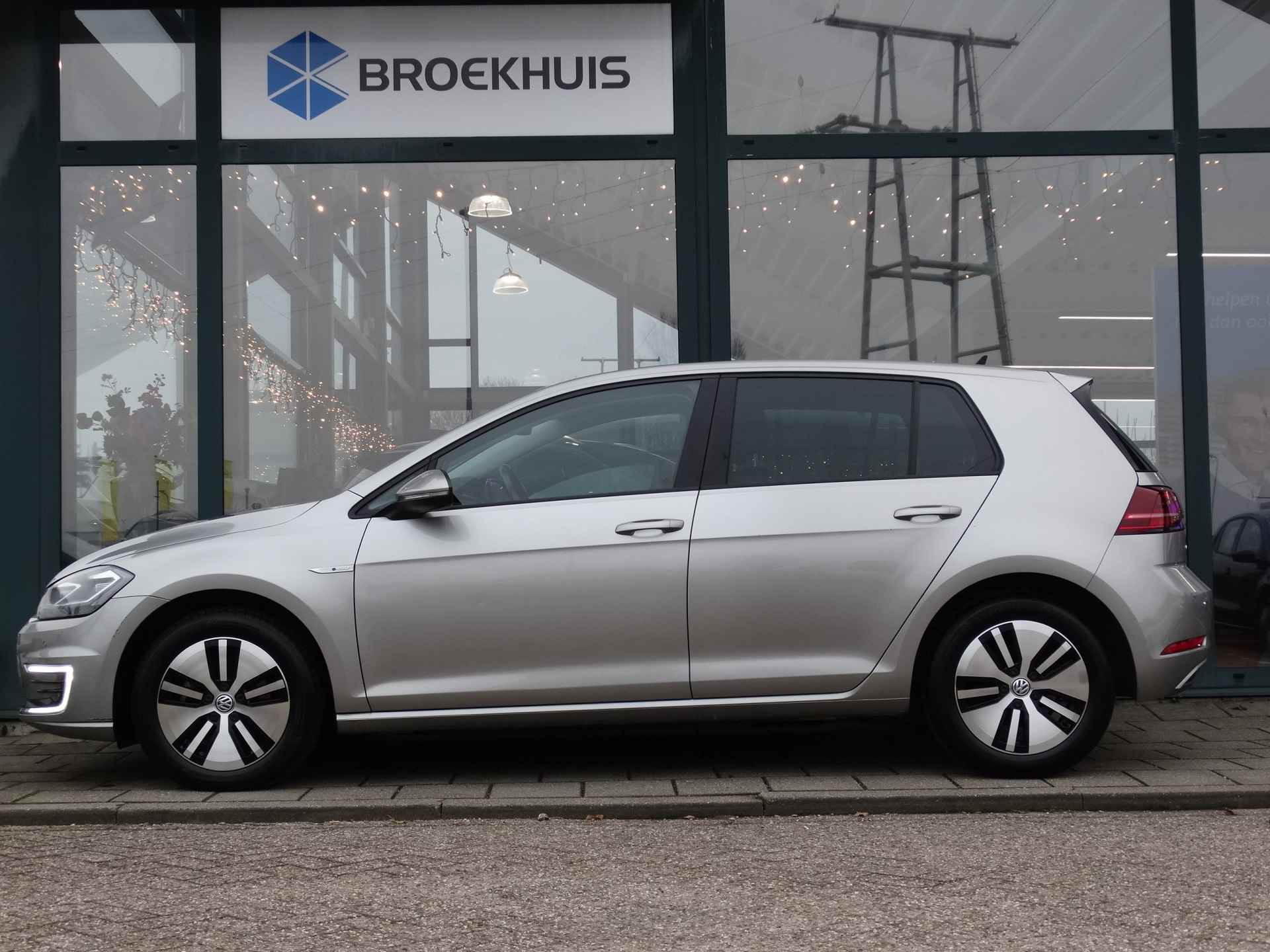 Volkswagen e-Golf E-DITION | Cruise Controle | Navigatie | Achteruitrijcamera | Apple Carplay/Android Auto | - 2/28