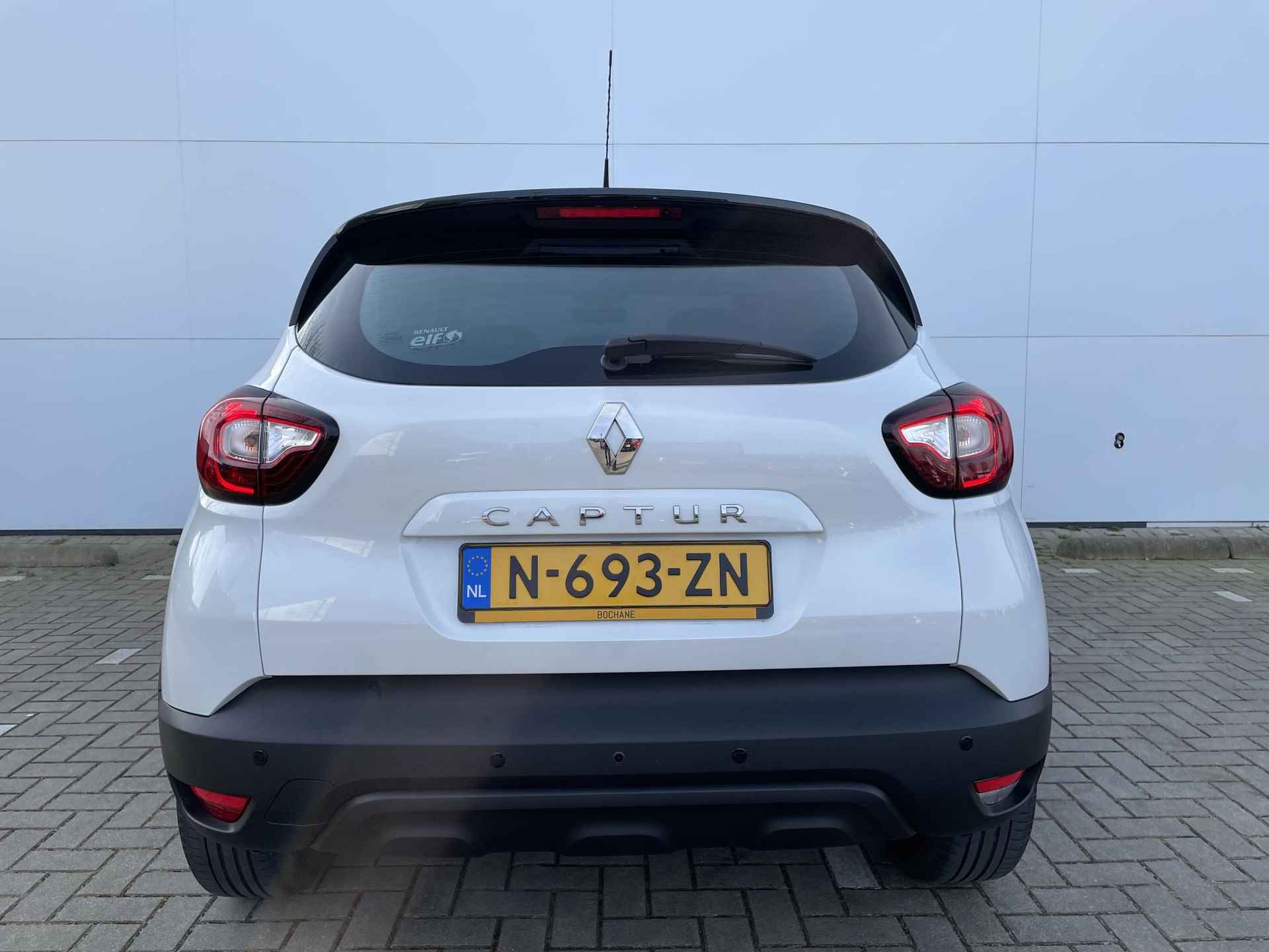 Renault Captur TCe Limited / Nav. / Apple Carplay / Camera / Pdc Achter / - 13/18