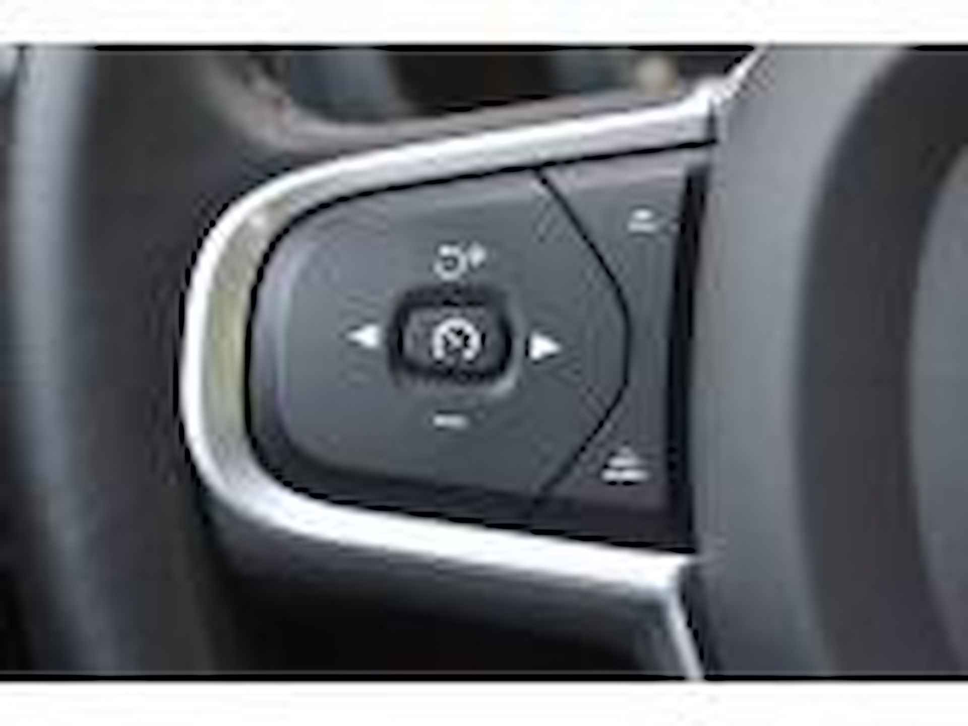 Volvo V60 T4 210PK Automaat Momentum Pro | Polestar | 19" LMV | El. Trekhaak | LED | Getint glas | Apple carplay / Android | - 24/35