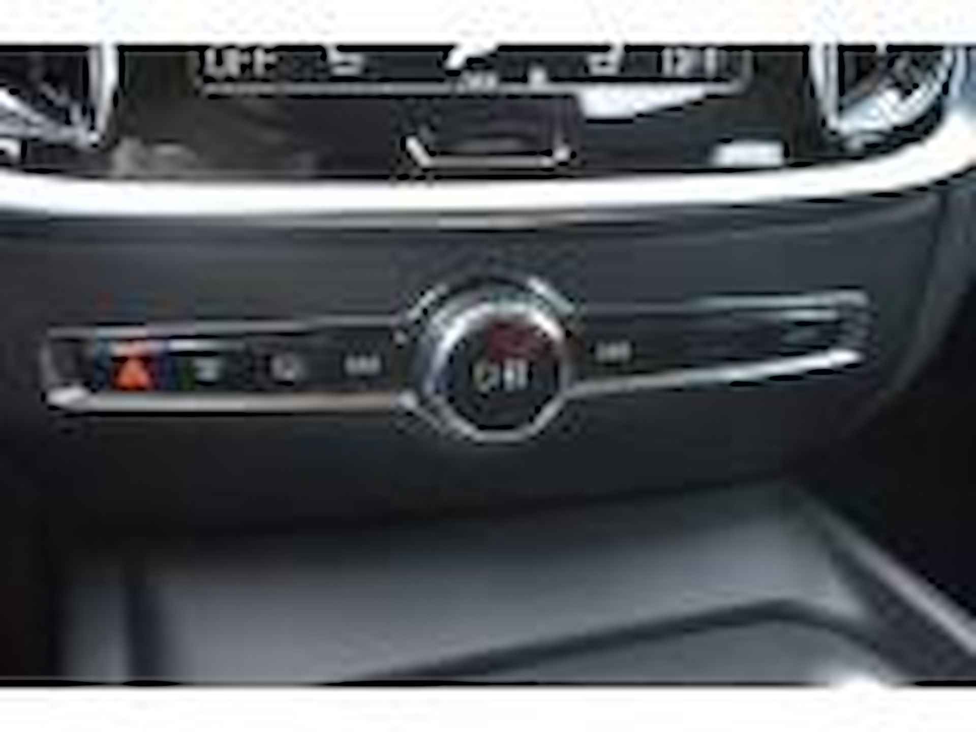 Volvo V60 T4 210PK Automaat Momentum Pro | Polestar | 19" LMV | El. Trekhaak | LED | Getint glas | Apple carplay / Android | - 29/35