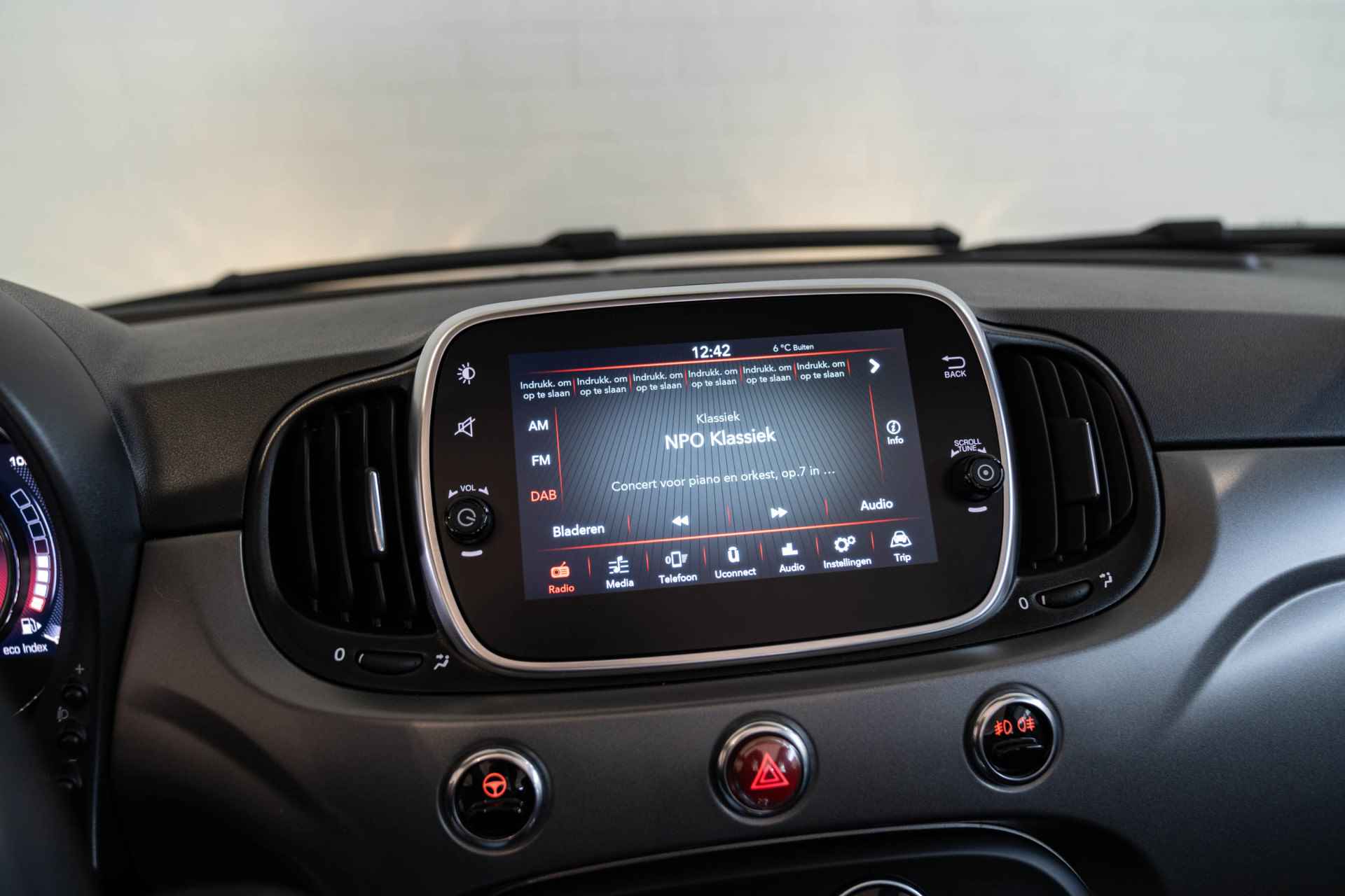 Fiat 500C 1.0 Hybrid Sport | Climate Controle | Apple Carplay & Android Auto | Parkeersensoren | - 24/31