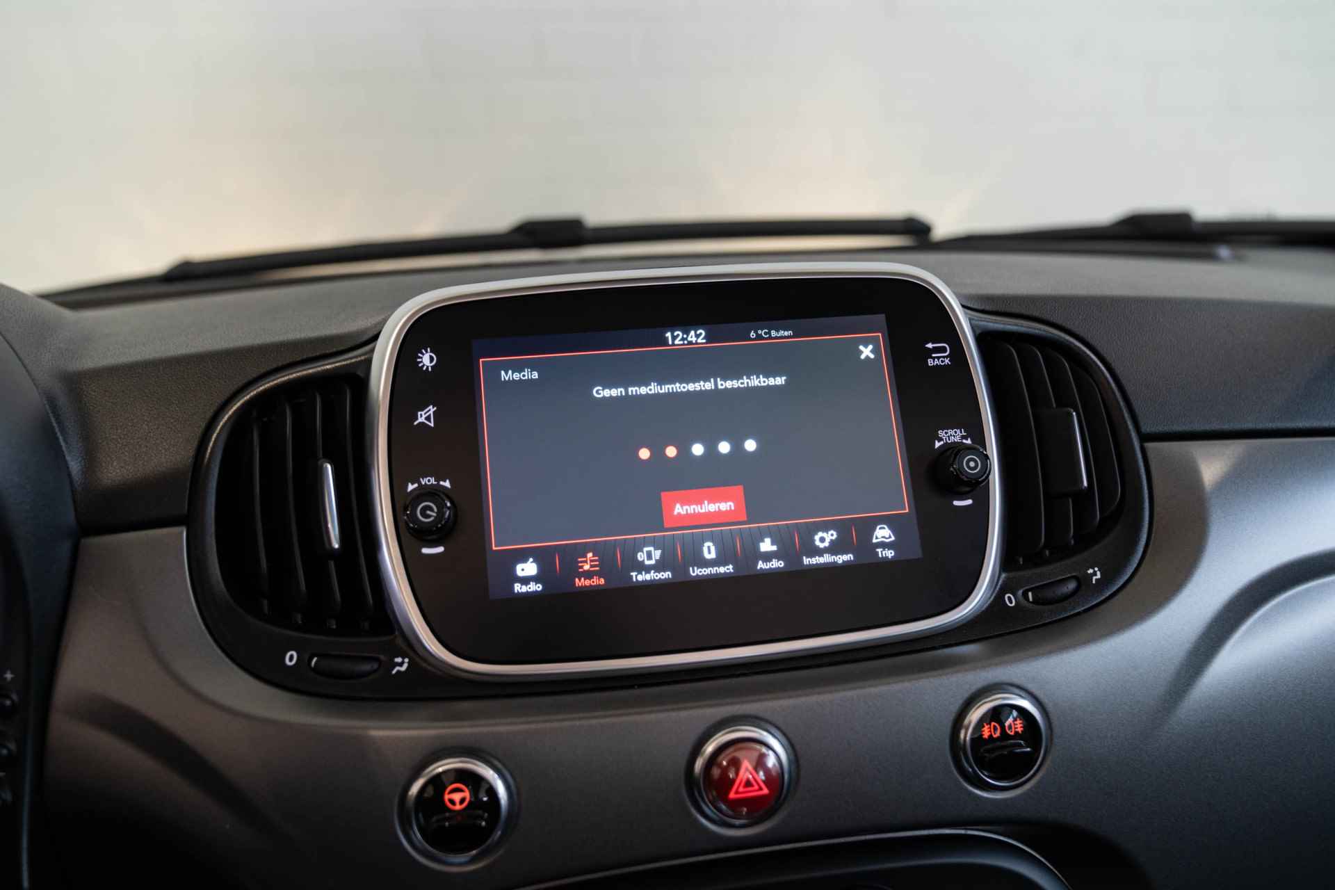 Fiat 500C 1.0 Hybrid Sport | Climate Controle | Apple Carplay & Android Auto | Parkeersensoren | - 25/31