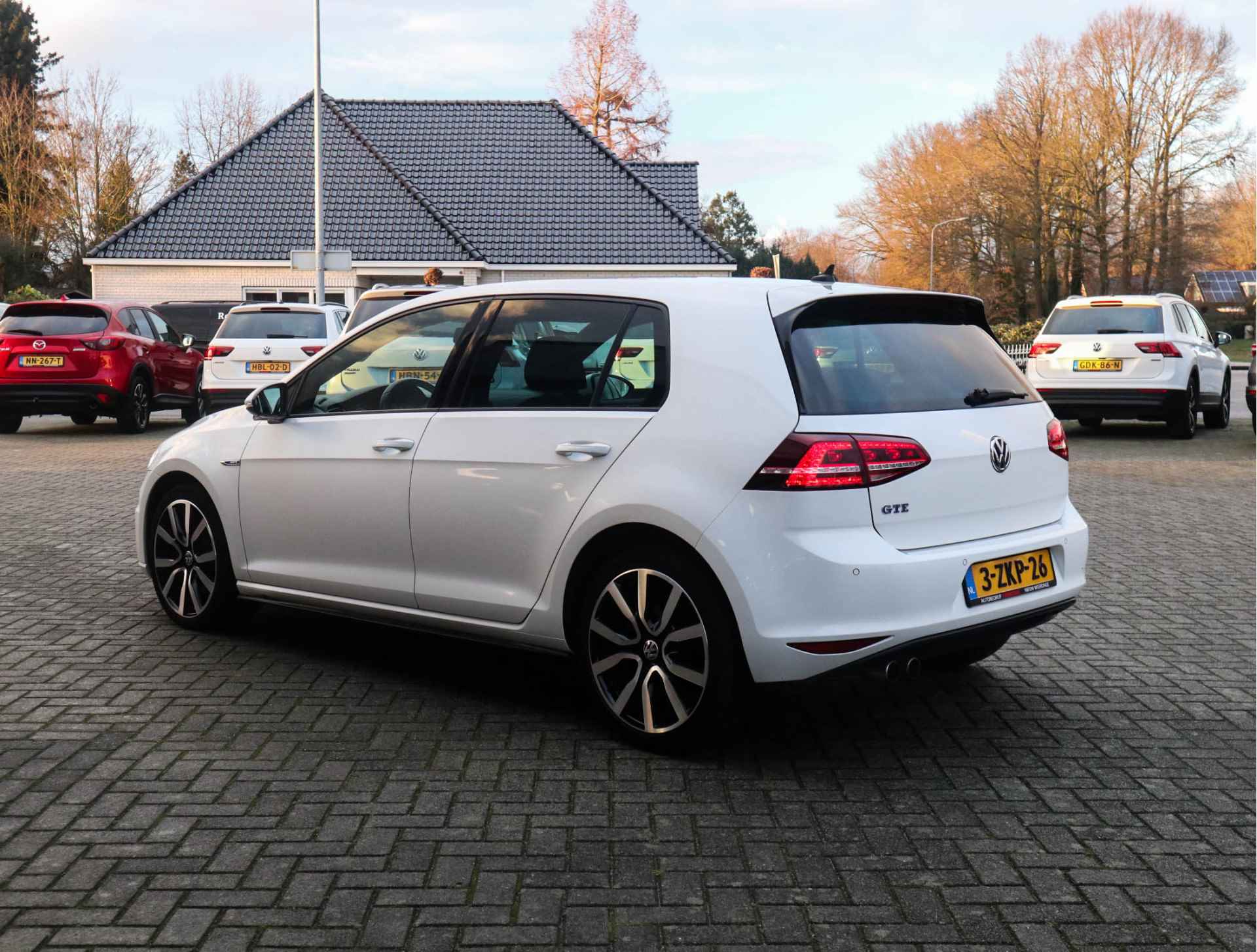 Volkswagen Golf 1.4 TSI GTE Navi/Clima/Cruise/PDC/Parelmoer/Zwarte-Hemel - 11/27