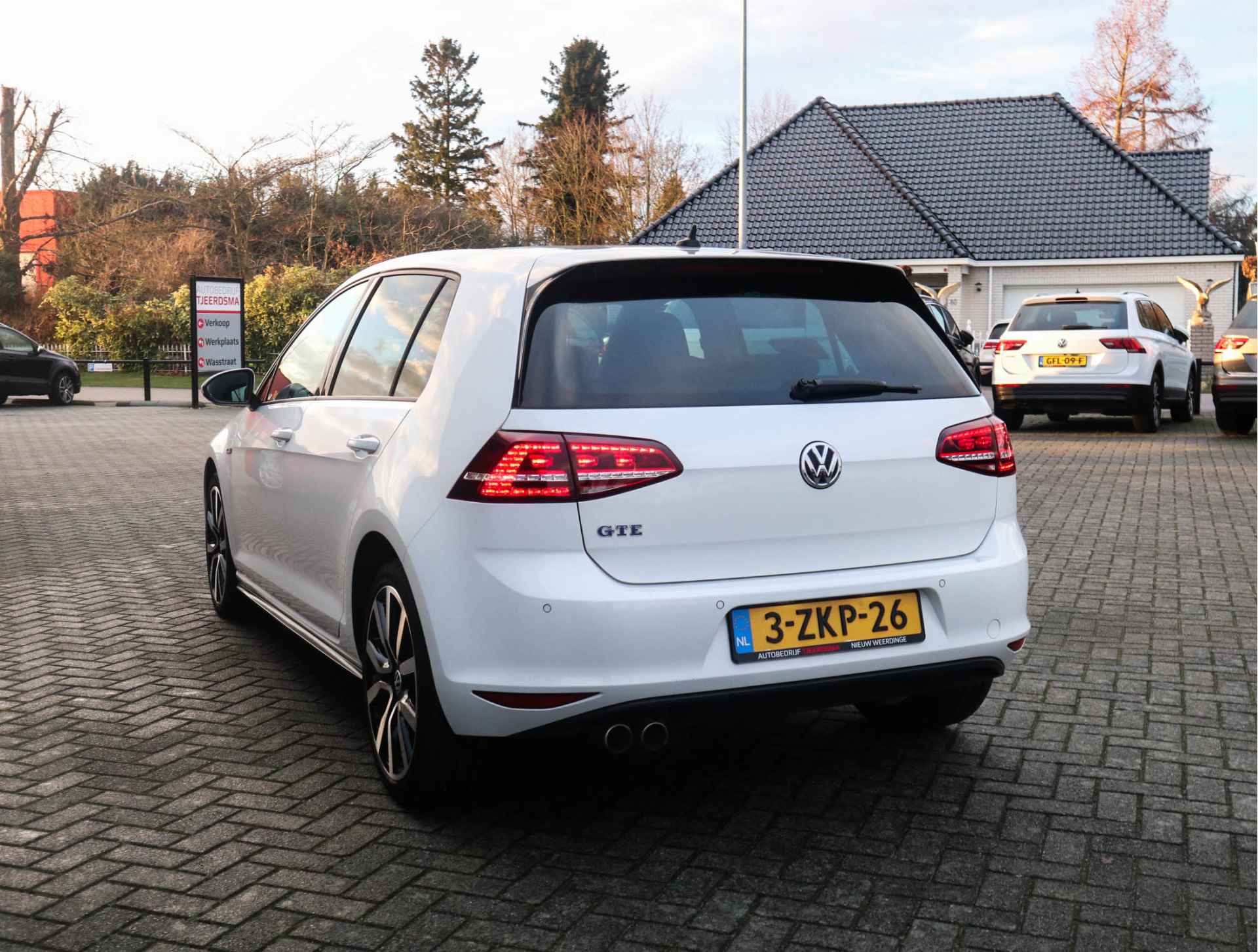 Volkswagen Golf 1.4 TSI GTE Navi/Clima/Cruise/PDC/Parelmoer/Zwarte-Hemel - 13/27