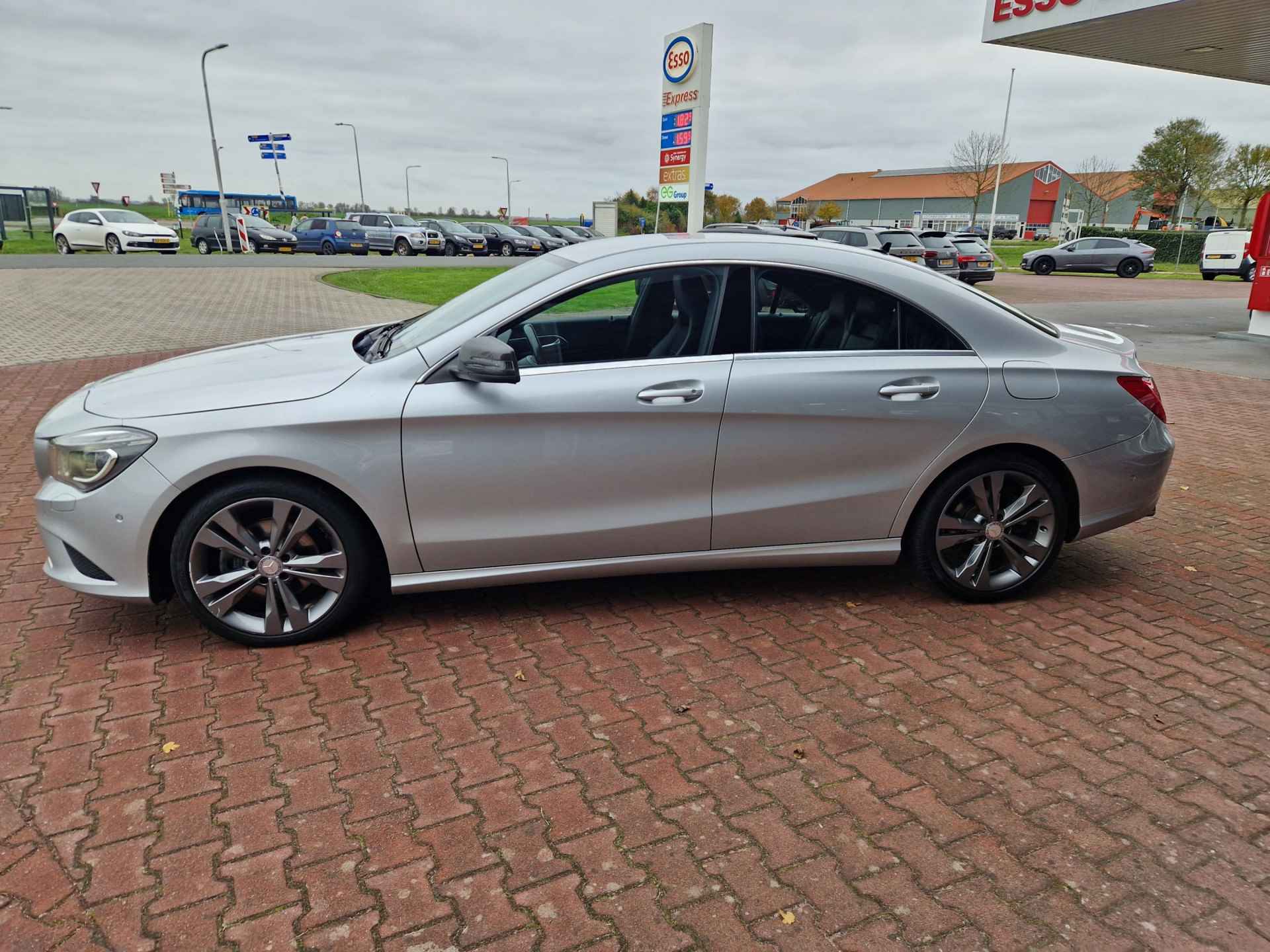 Mercedes-Benz CLA-Klasse 180 Ambition 12 MND BOVAG GAR. | NAVI | TREKHAAK | CLIMATE C. | CR. CONTROL | 18" LMV - 3/30