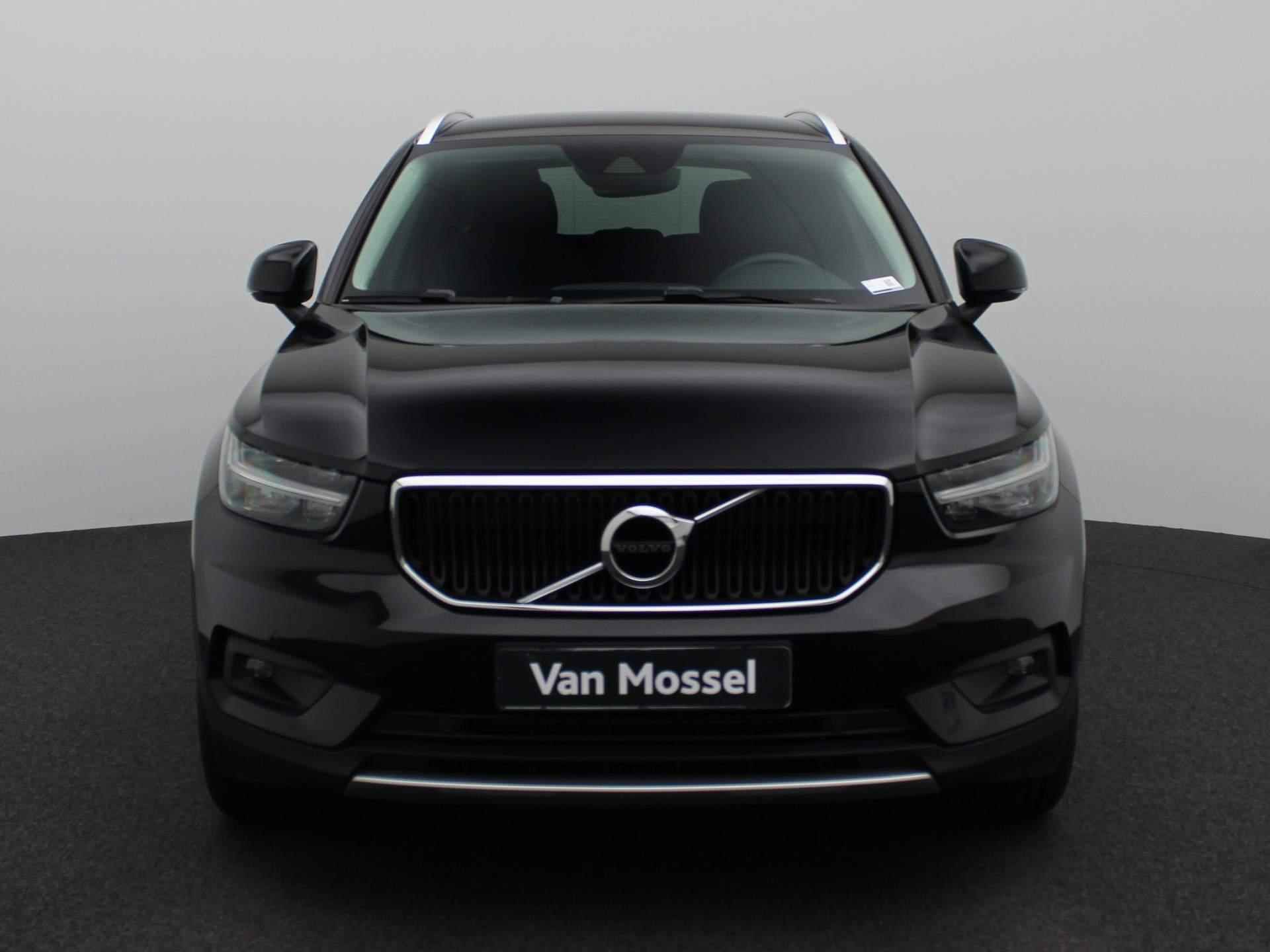 Volvo XC40 1.5 T2 Momentum Pro | LED Koplampen | Navigatie | Climate Control | Parkeersensoren | Lichtmetalen Velgen | - 3/34