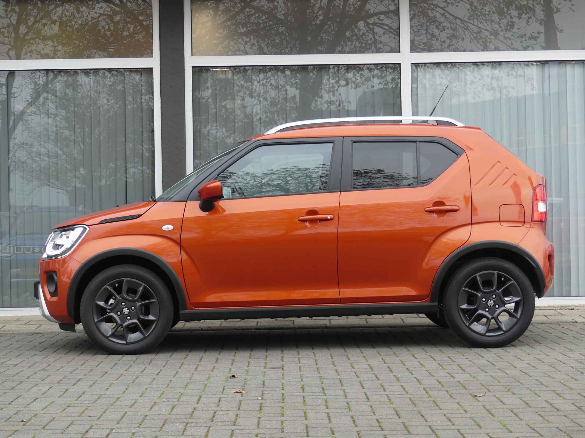 Suzuki Ignis 1.2 Smart Hybrid Select 6 jaar garantie Origineel Nederlandse auto, Airco, achteruitrijcamera - 4/26