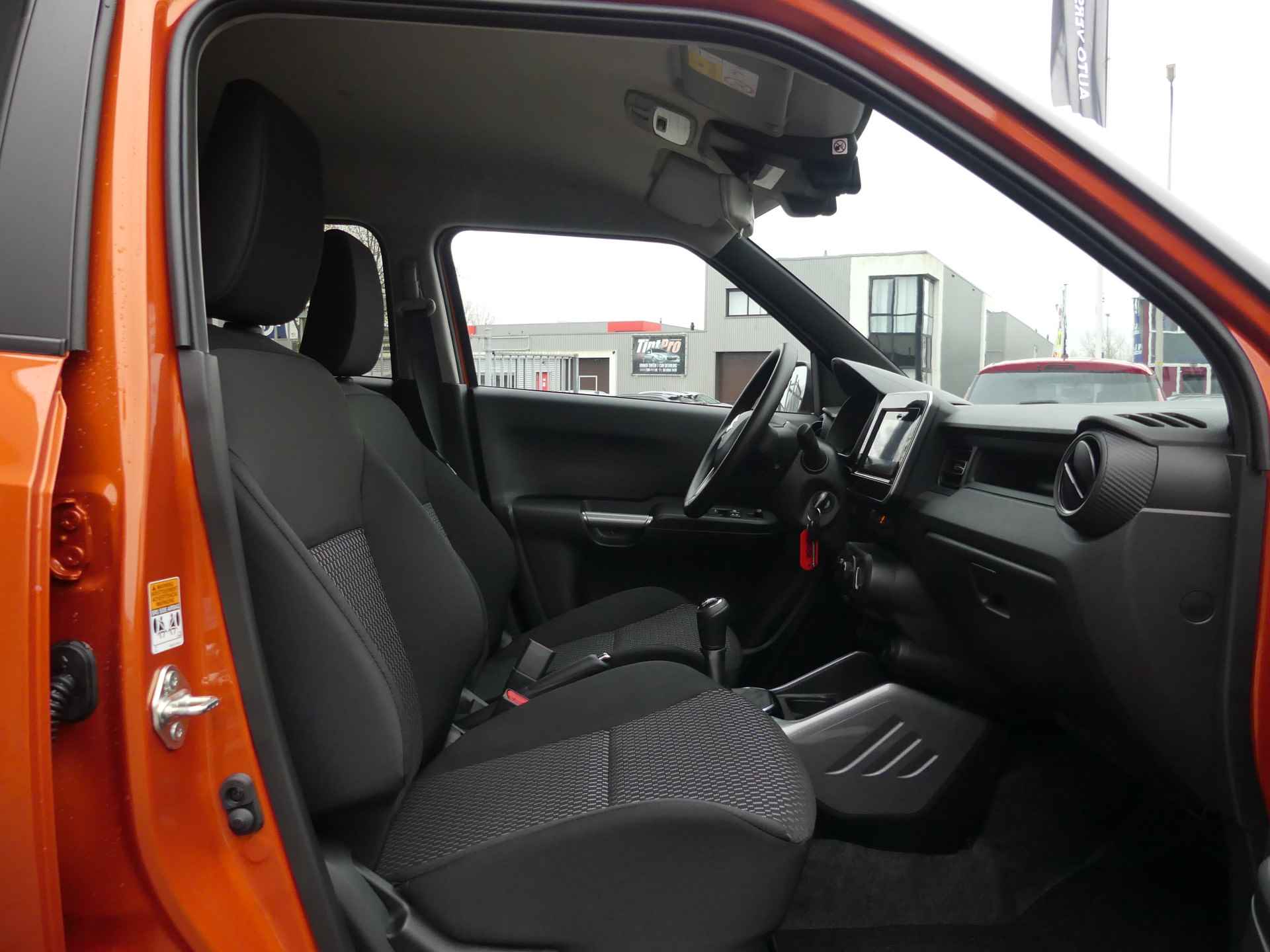 Suzuki Ignis 1.2 Smart Hybrid Select 6 jaar garantie Origineel Nederlandse auto, Airco, achteruitrijcamera - 9/26