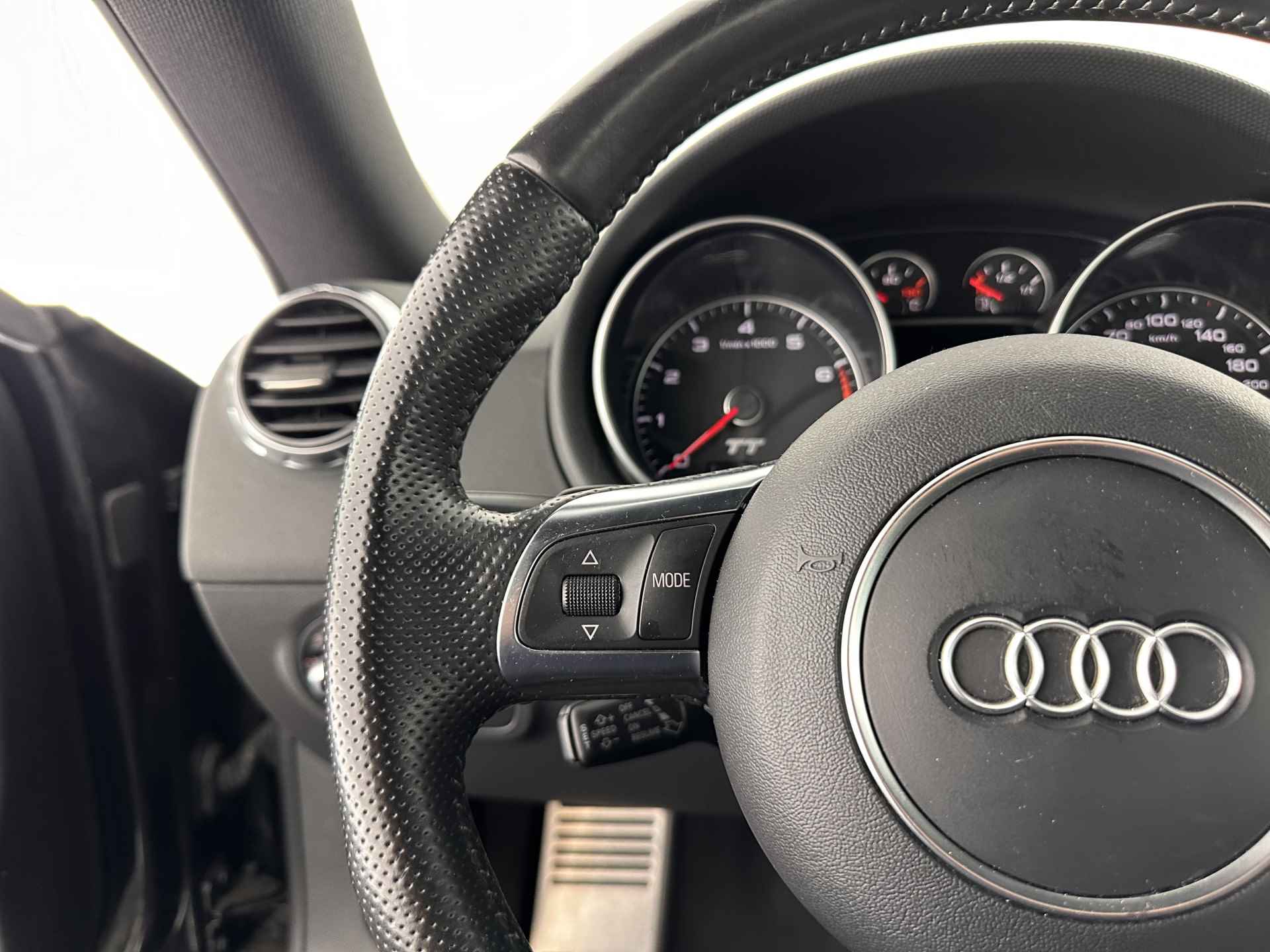 Audi TT 1.8 TFSI Pro-Line S-Line-Pack Aut. *NAVI-FULLMAP | BI-XENON | SHIFT-PADDLES | 1/2-LEDER | BOSE-SURROUND |  AIRCO | PDC | CRUISE | SPORT-SEATS | 18''ALU - 17/29