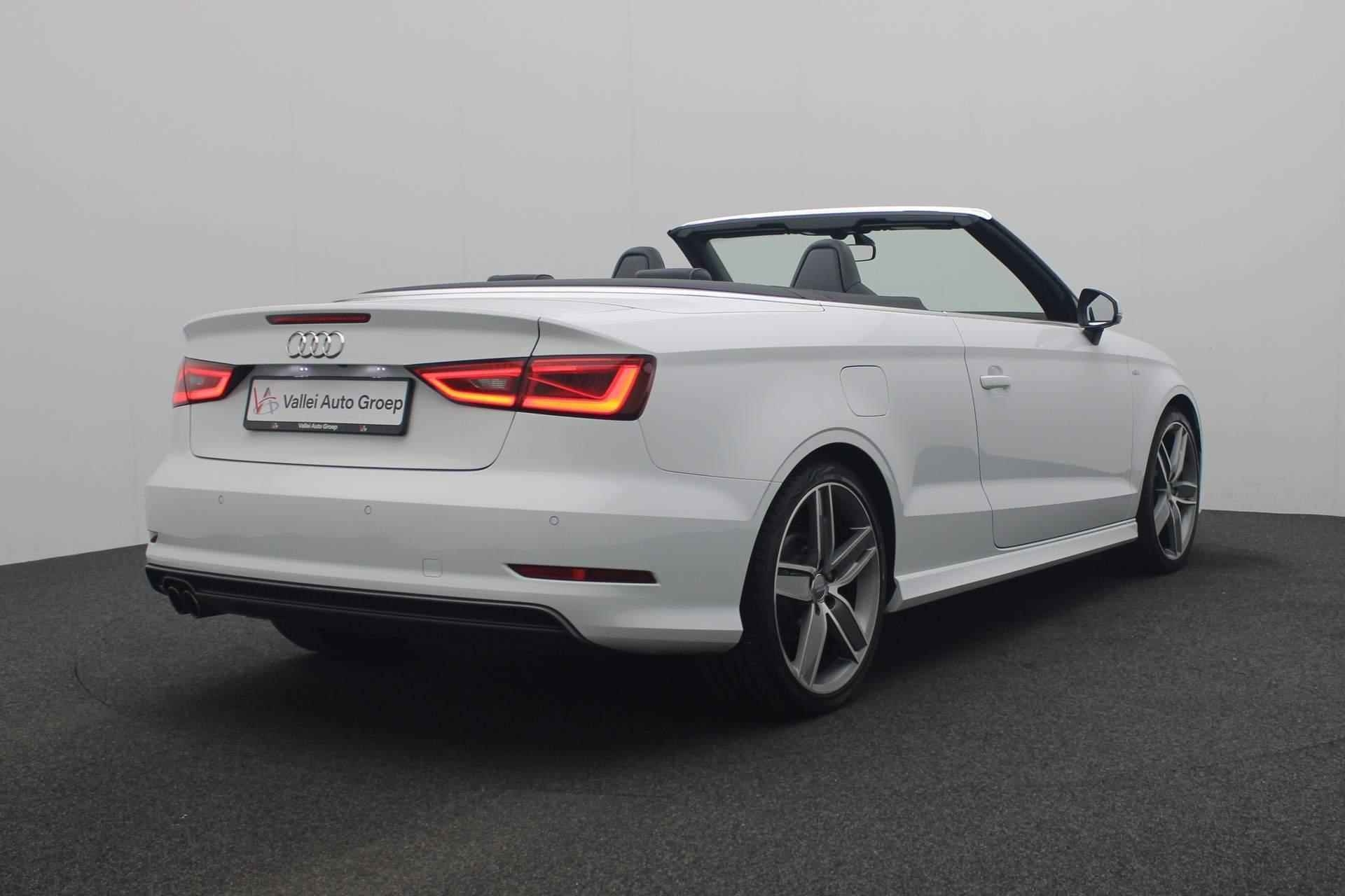 Audi A3 Cabriolet 1.4 TFSI 150PK S-tronic CoD Ambition Pro Line S Open Days / S-Line | Leder | B&O | Stoelverwarming | Navi | Afgevlakt sportstuur | Sportonderstel - 5/41