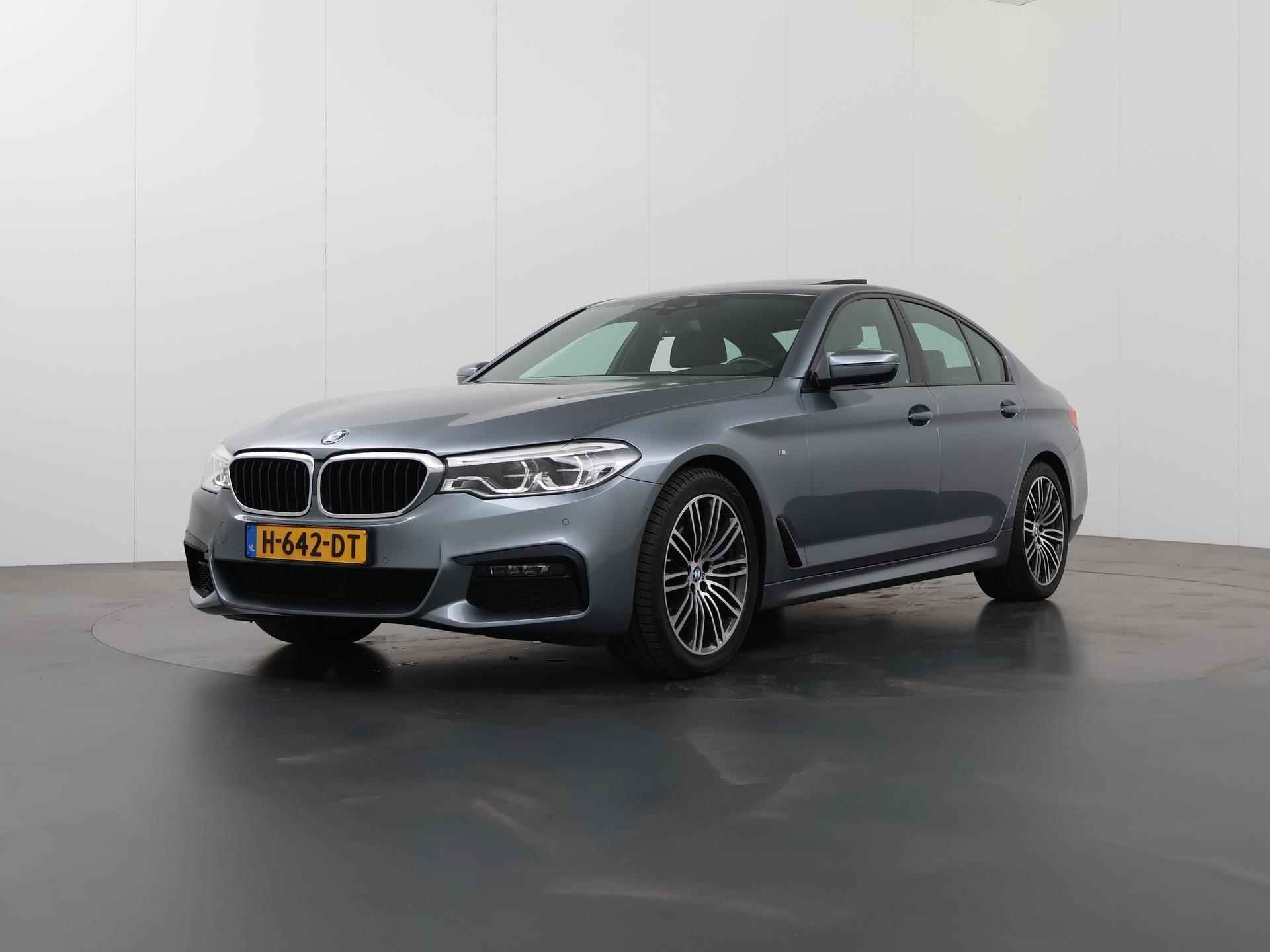 BMW 5-serie 540d xDrive High Executive | M-Sport | Exclusief Leder | Ele.zetels + geheugen | Schuif/Kantel | HUD | LED | Camera | Digitaal Dashboard | Stoelverwarming | Trekhaak | - 3/46