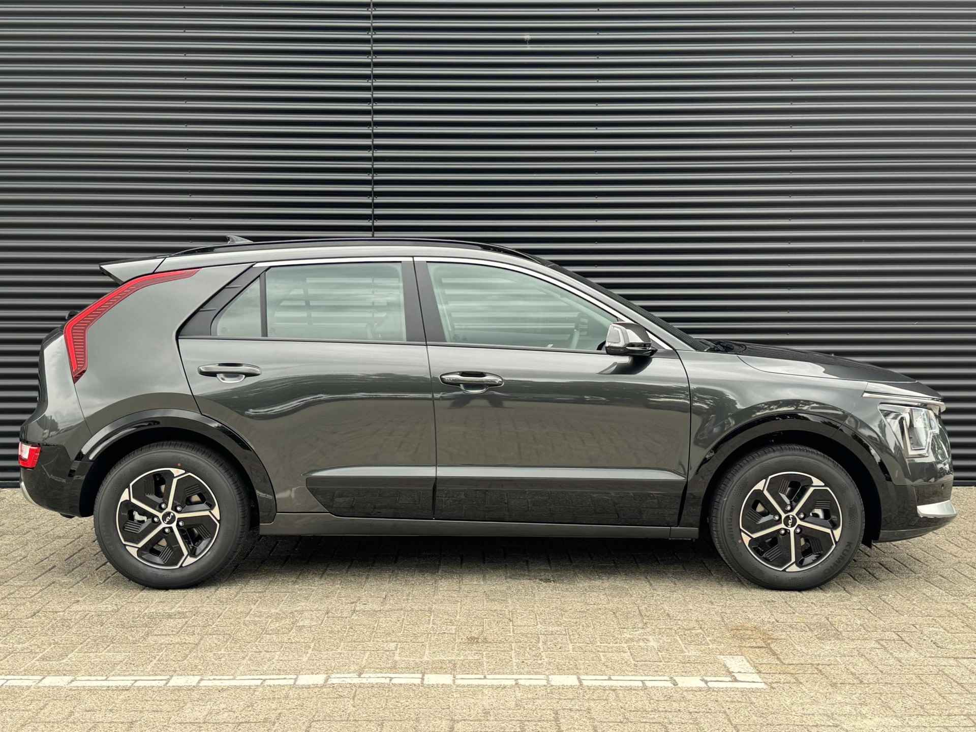 Kia Niro HEV 1.6 GDi Hybrid DynamicLine DEMOVOORDEEL!!! | Navigatie | Adaptieve Cruise Control | Climate control | Parkeercamera | Keyless | - 7/26