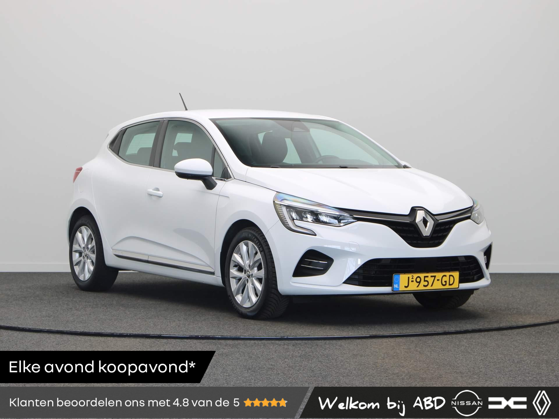 Renault Clio 100pk TCe Intens | Navigatie | Climate Control | Keyless | bij viaBOVAG.nl