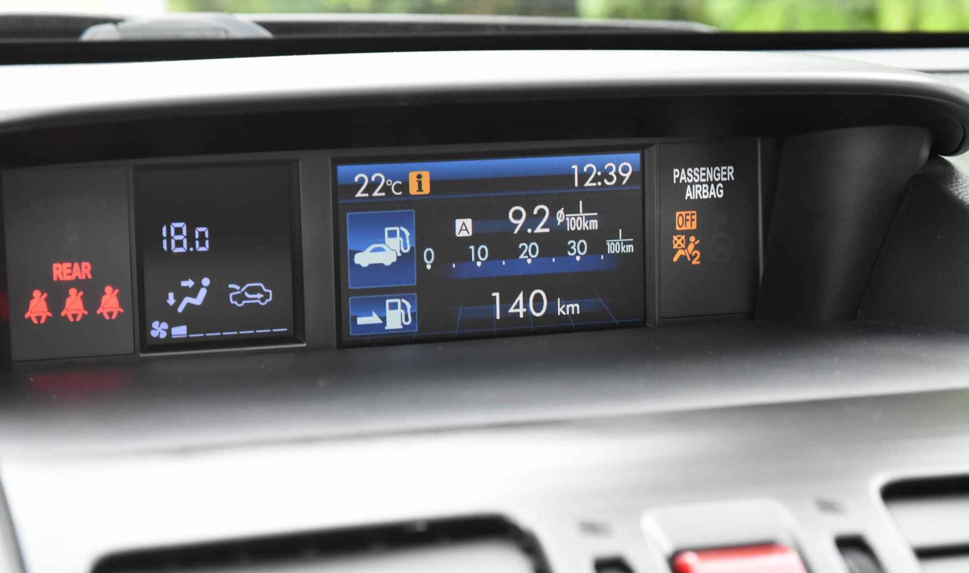 Subaru Forester 2.0 Executive Automaat / panoramadak / leer / camera / elektrische achterklep / trekhaak / cruise control - 16/40