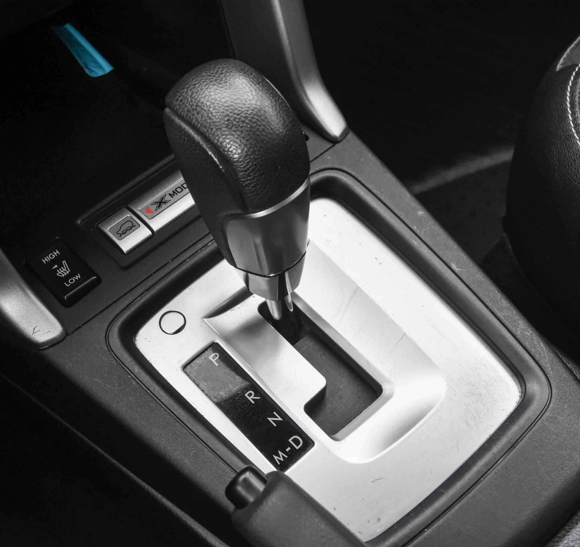 Subaru Forester 2.0 Executive Automaat / panoramadak / leer / camera / elektrische achterklep / trekhaak / cruise control - 18/40