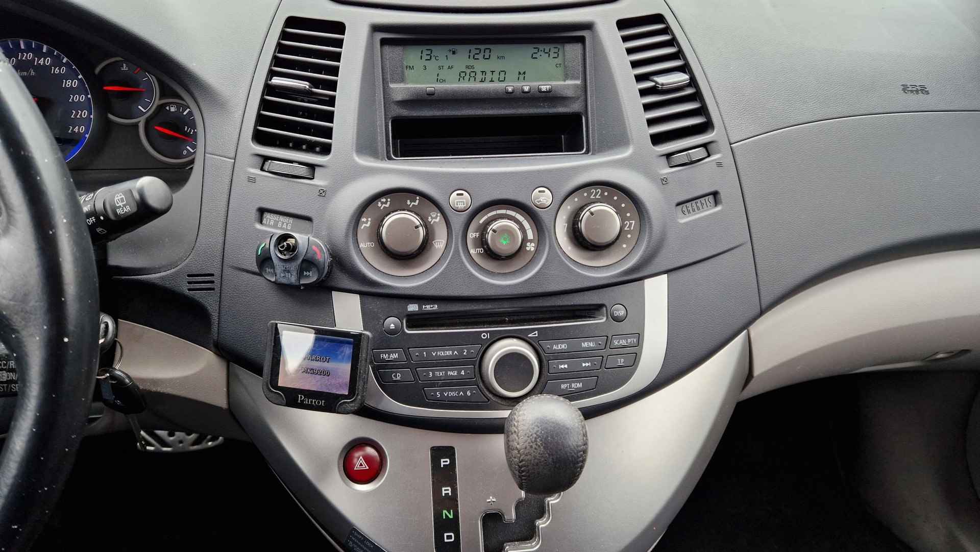 Mitsubishi Grandis 2.4-16V InSport Automaat ! - 30/44