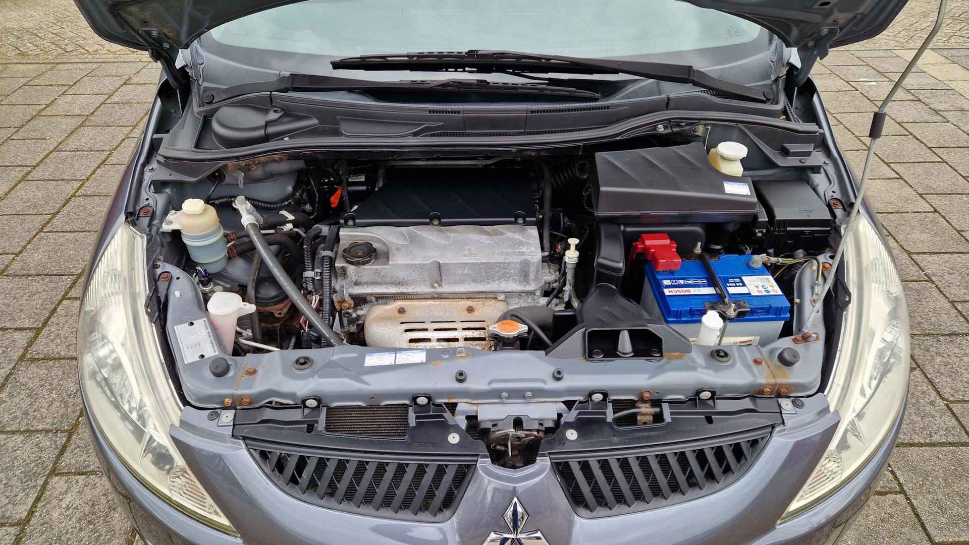 Mitsubishi Grandis 2.4-16V InSport Automaat ! - 35/44