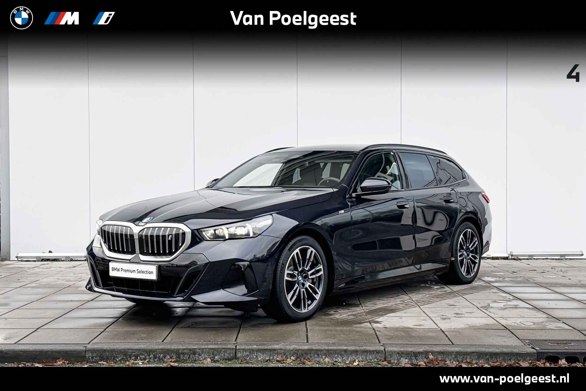 BMW i5 Touring eDrive40 M-Sport Edition Stuurwielrand Verwarming / Electrische Zwenkhaak / Getinte ramen Achter / Glazen Dak / Stoelverwarming Voor & Achter / Stoelventilatie / Driving Assistant / Driving Assistant Plus - 1/29