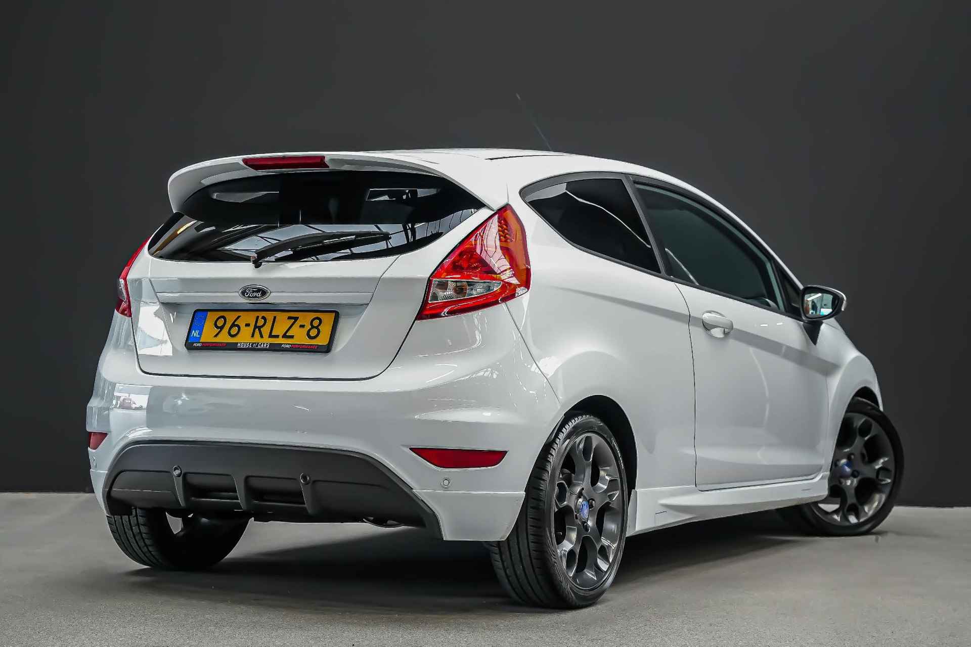 Ford Fiesta 1.6 120pk Sport |Cruise control|Parkeersensoren|Distributie riem + pomp vv|Climate control|Bluetooth|17"| - 2/30