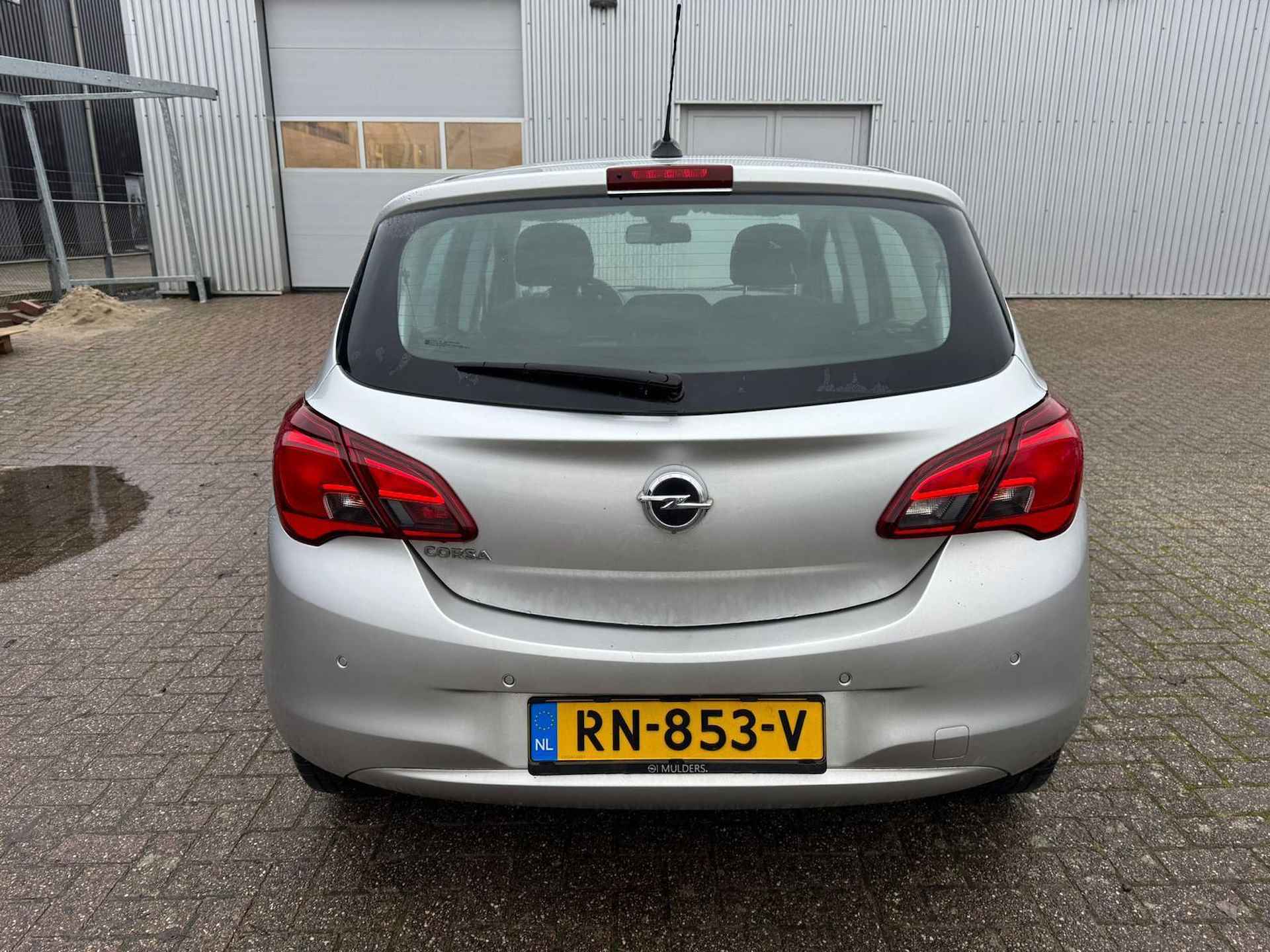 Opel Corsa 1.4 Favourite - 9/25