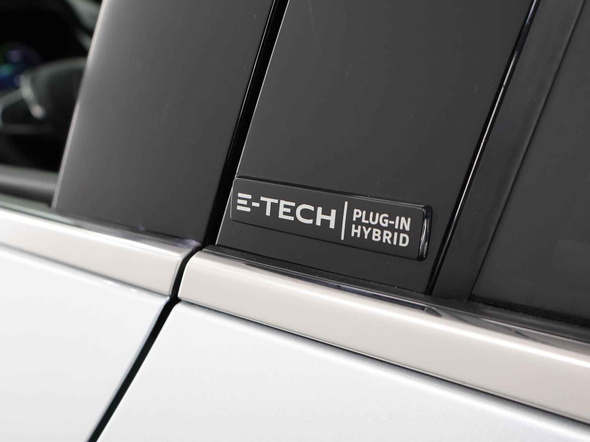 Renault Captur 1.6 E-Tech Plug-in Hybrid 160 Intens | Navigatie | Parkeercamera | Cruise Control | Climate Control | Bluetooth | - 40/43