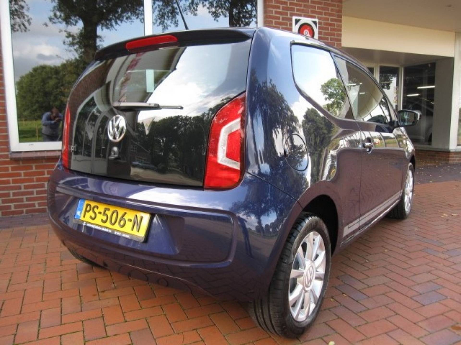 VOLKSWAGEN Up Club UP! 1.0I 44KW - 10/24