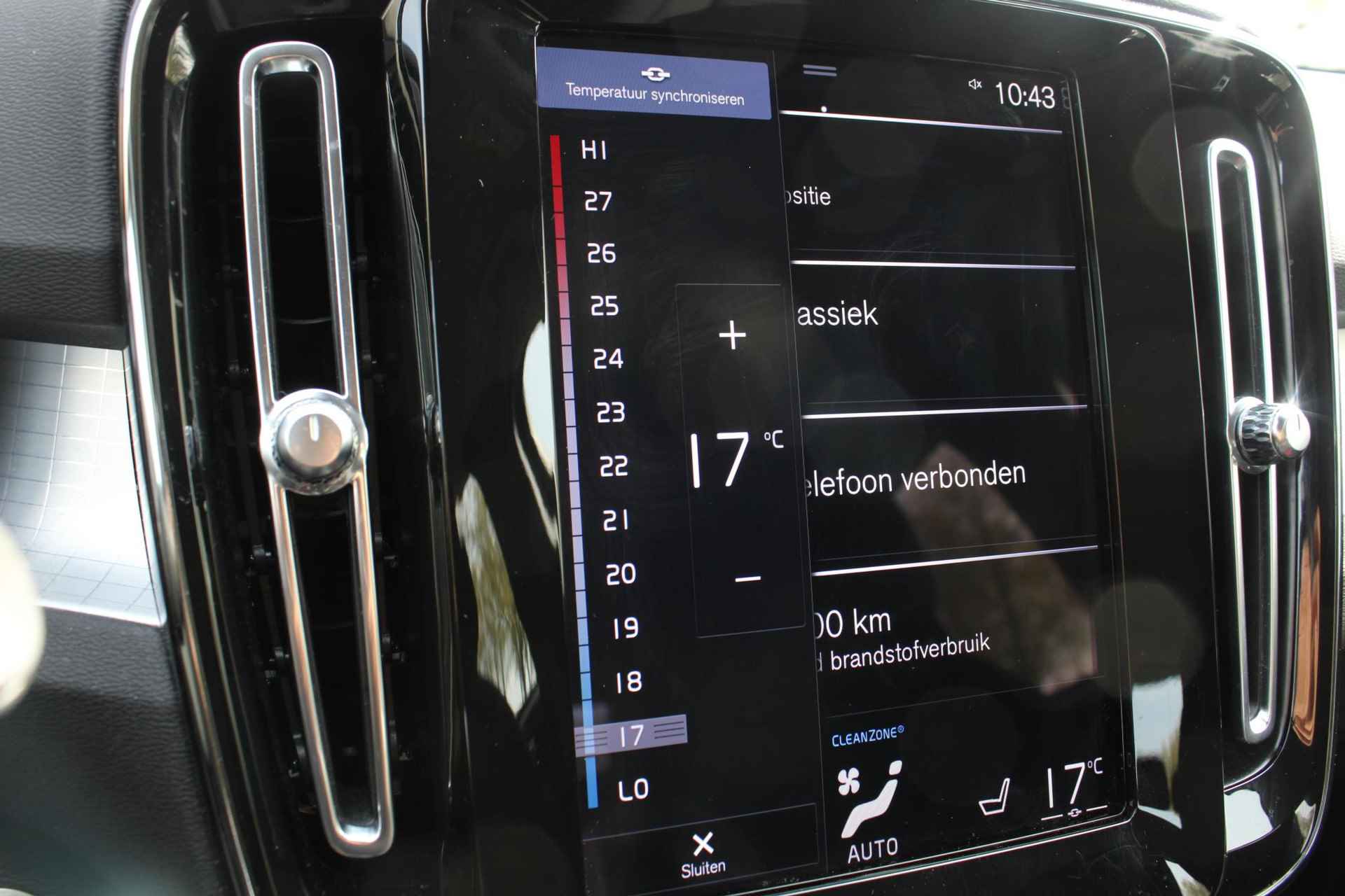 Volvo XC40 1.5 T2 Business Pro, Elektrisch verstelbare voorstoelen + bestuurdersstoel met geheugen, Apple Carplay/Android auto, Parkeersensoren, Voorstoelen/Stuur Verwarmd,  18'' Lichtmetalen Velgen - 35/55