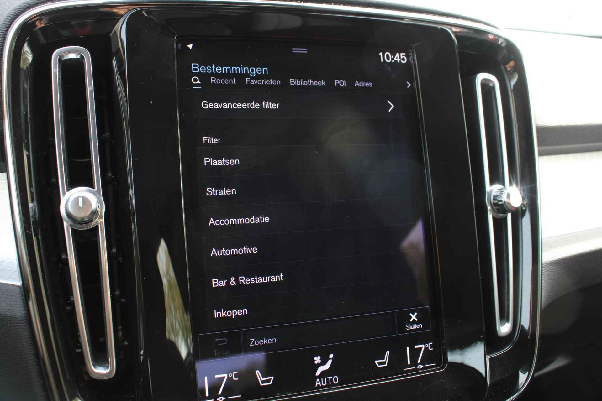 Volvo XC40 1.5 T2 Business Pro, Elektrisch verstelbare voorstoelen + bestuurdersstoel met geheugen, Apple Carplay/Android auto, Parkeersensoren, Voorstoelen/Stuur Verwarmd,  18'' Lichtmetalen Velgen - 40/55